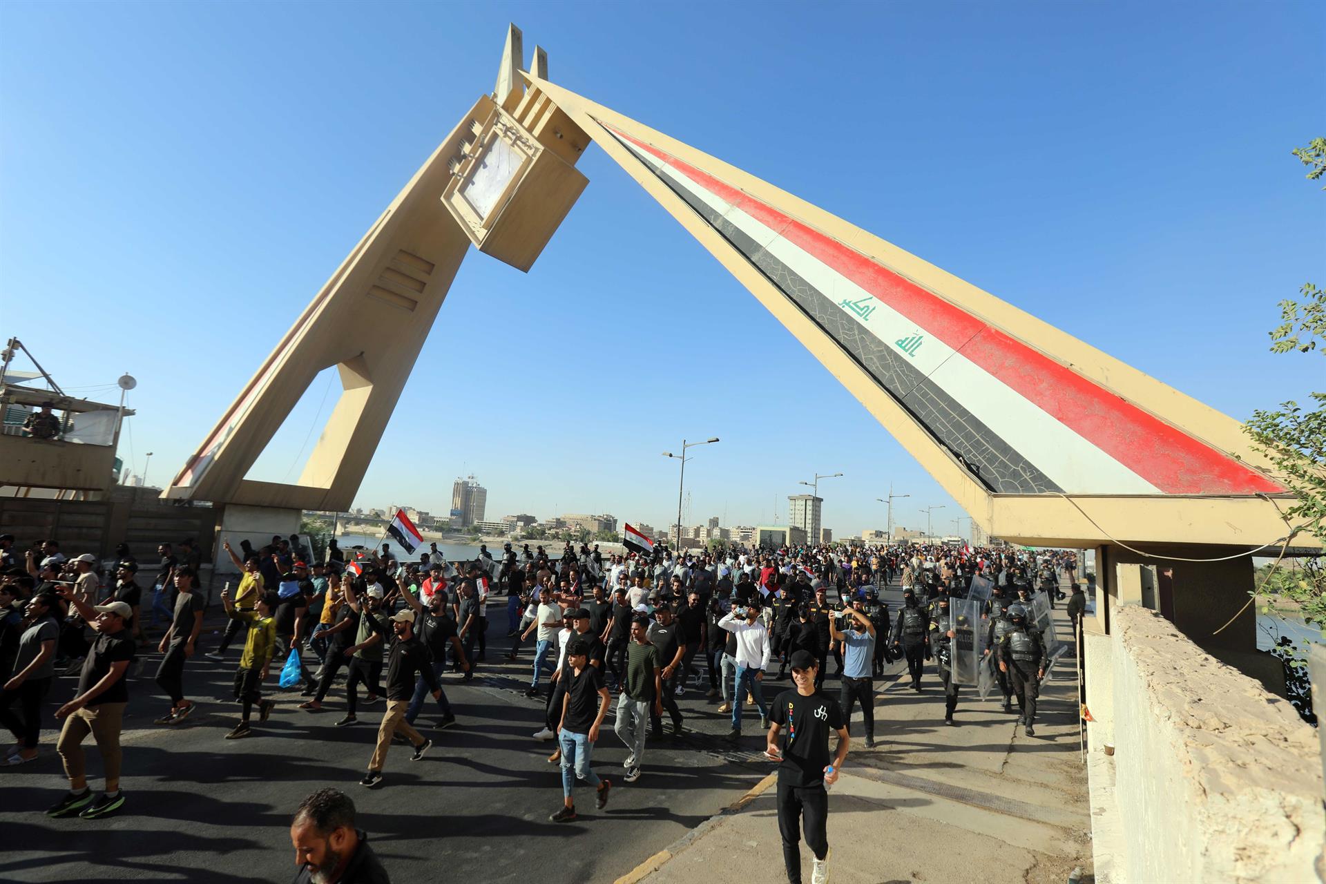 Cerrada la Zona Verde de Bagdad en medio de multitudinarias protestas por la muerte de Nasralá