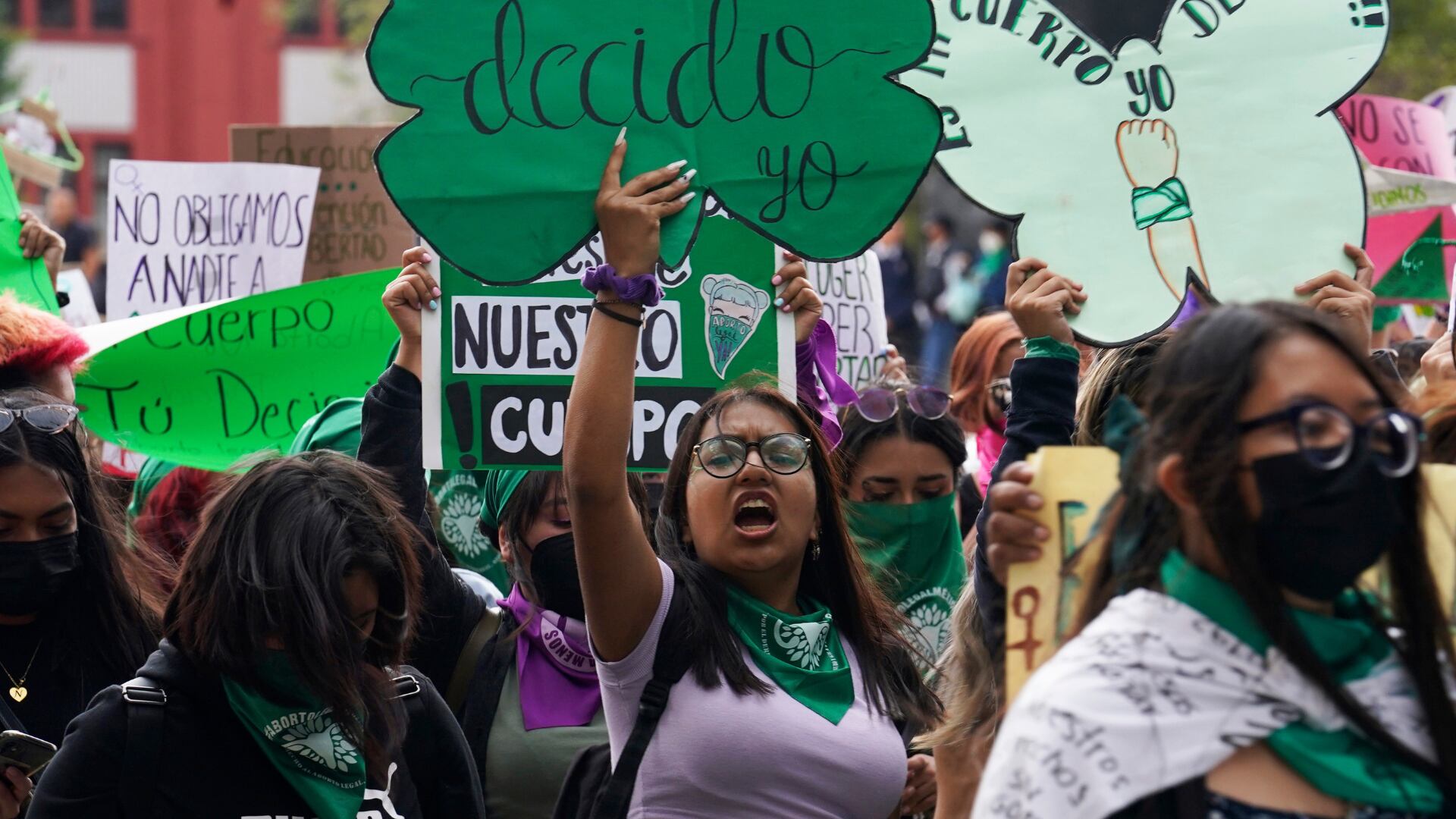 La CNDH determinó las negativas por parte de las instituciones de salud fueron una violación a los derechos humanos. (AP Foto/Marco Ugarte, Archivo).