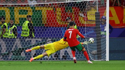 Cristiano Ronaldo falló un penal y Portugal no puede con Eslovenia en la lucha por el boleto a los cuartos de final de la Eurocopa