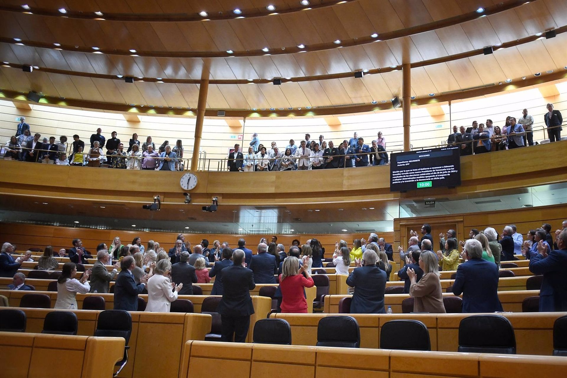 Machado agradeció al Senado español su respaldo, luego de que la cámara alta aprobase instar al Gobierno de Pedro Sánchez a reconocer a Edmundo González Urrutia, como presidente electo de Venezuela (Fernando Sánchez/Europa Press)
