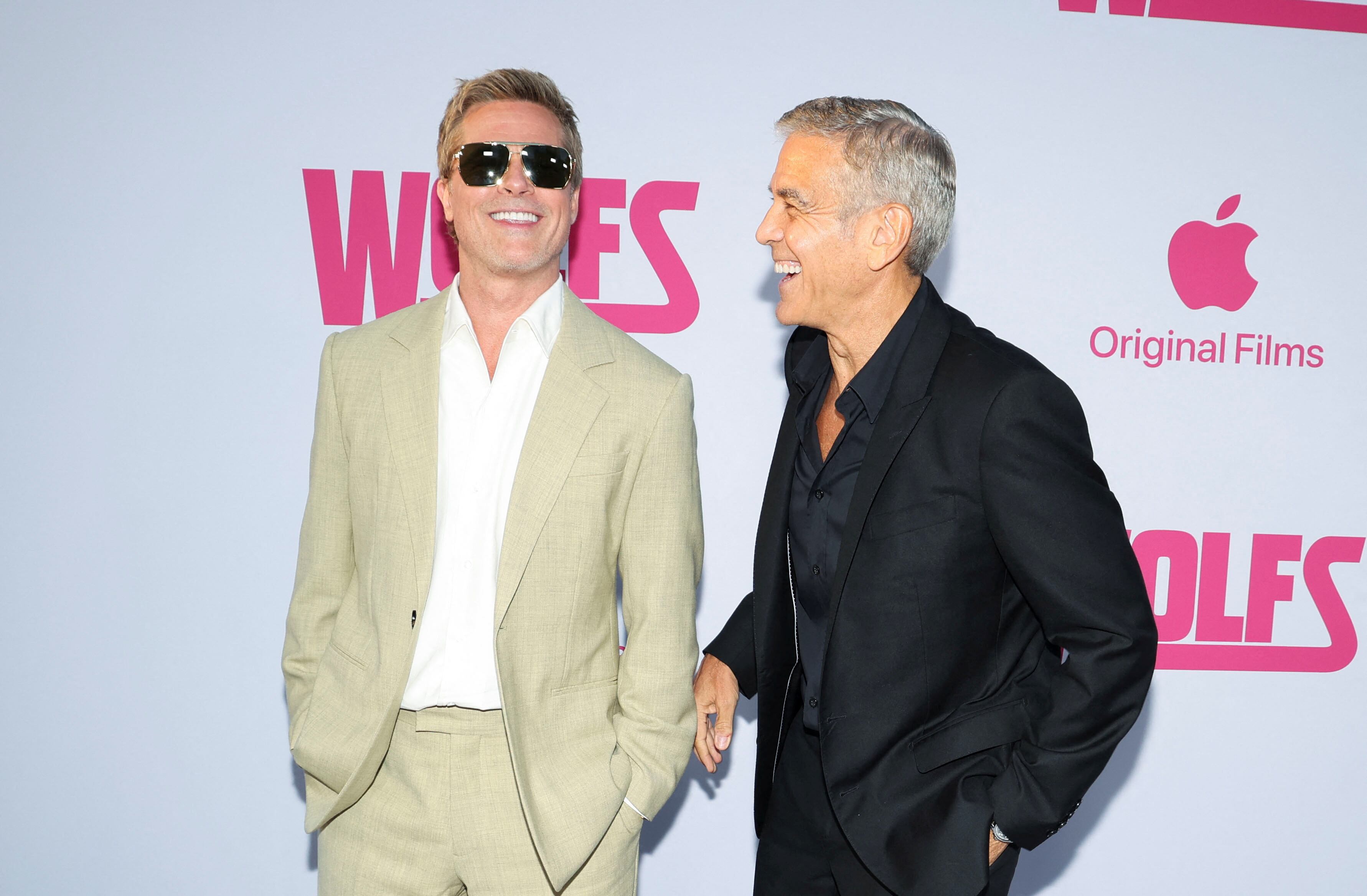 En medio de la promoción de su nueva cinta "Wolfs", Brad Pitt encuentra en George Clooney a la persona que mejor lo entiende dentro de la industria fílmica 
REUTERS/Mario Anzuoni