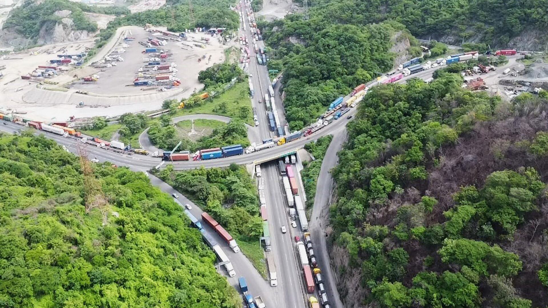 Puerto de Manzanillo colapso vial