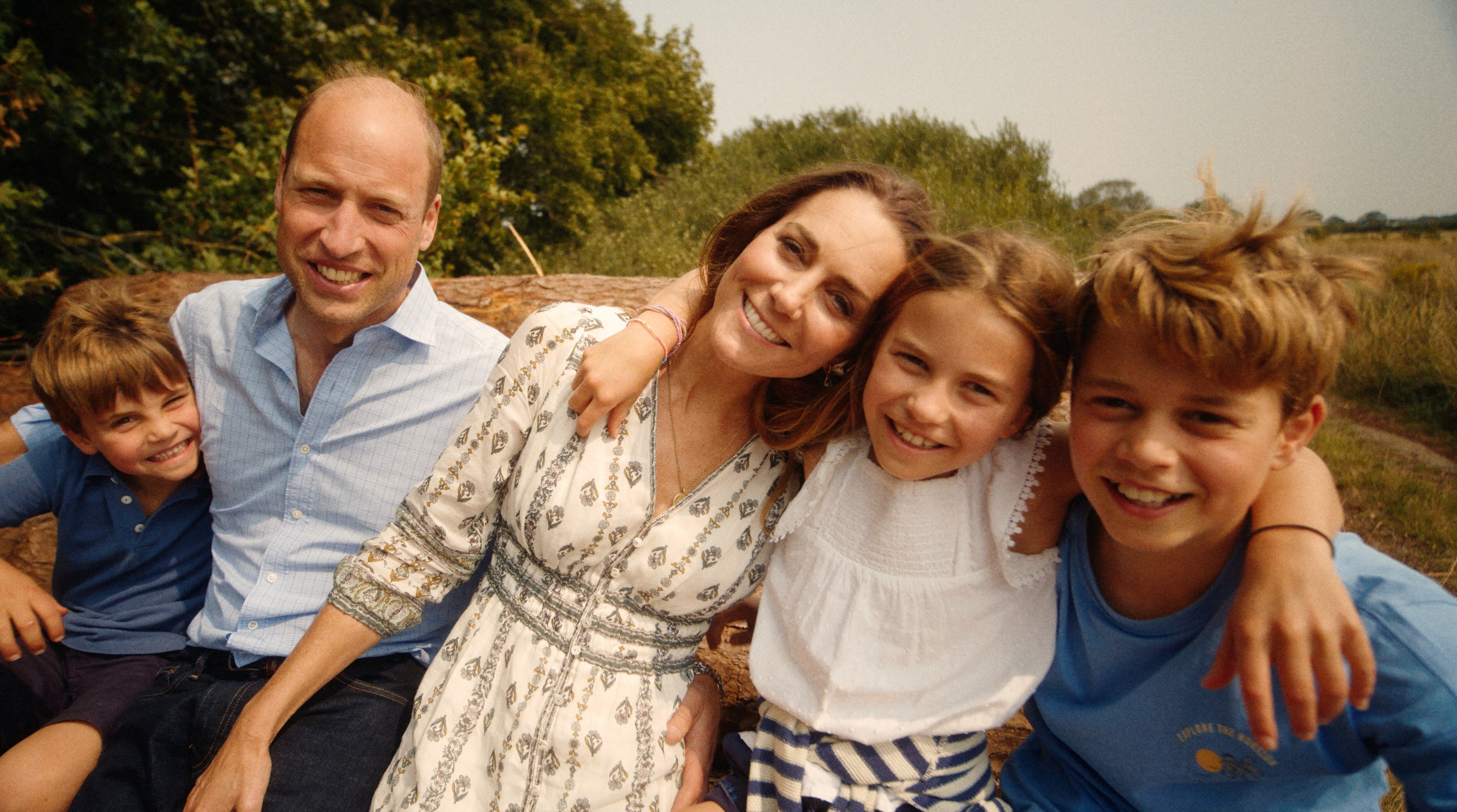 El príncipe Guillermo, la princesa Kate y los príncipes Jorge, Carlota y Luis (Kensington Palace)