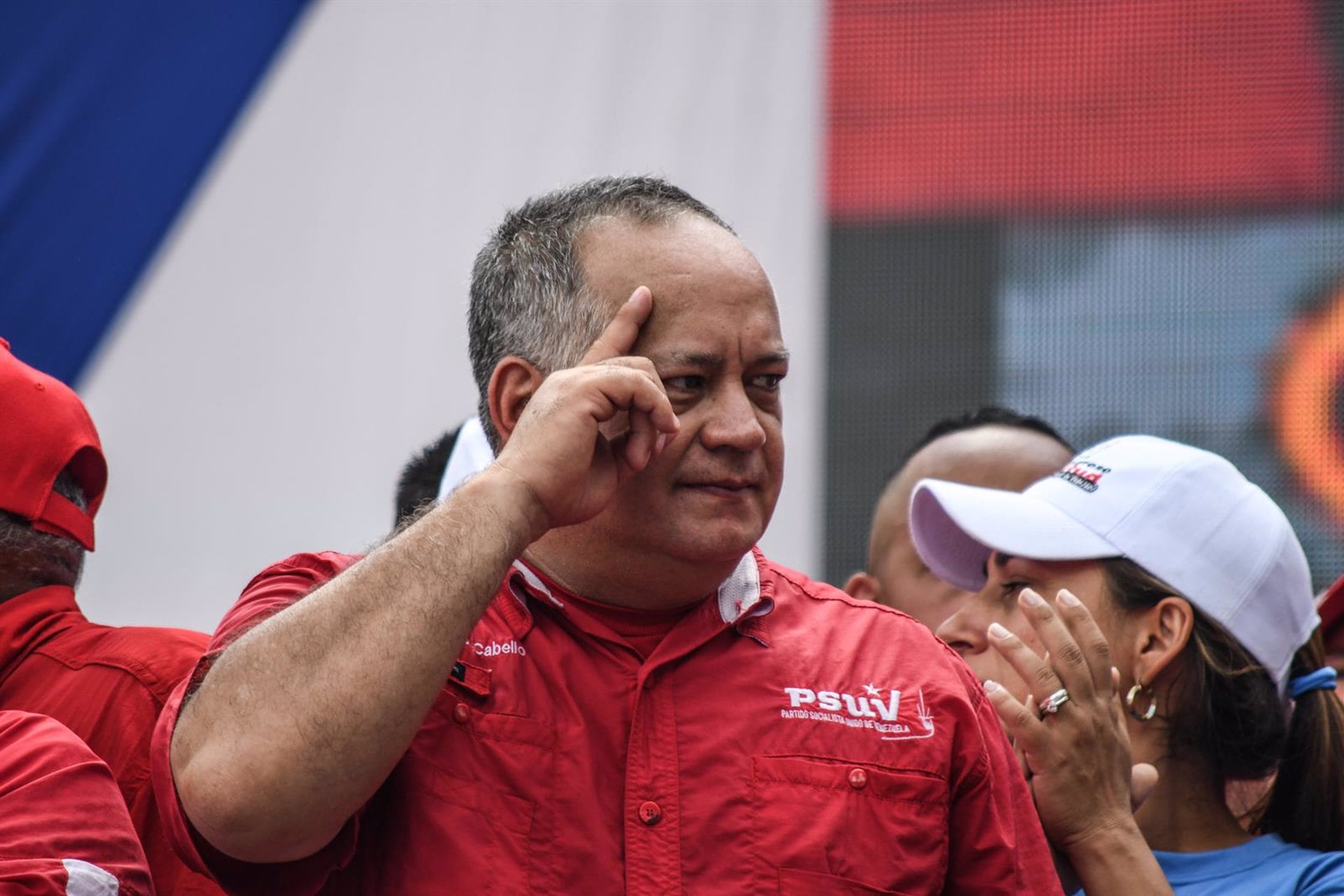 Cabello apoya la decisión de México de no invitar al Rey y asegura que él 