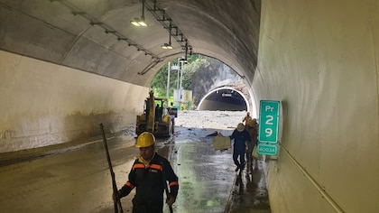 Vía La Línea seguirá cerrada un día más por derrumbes: esto dicen las autoridades