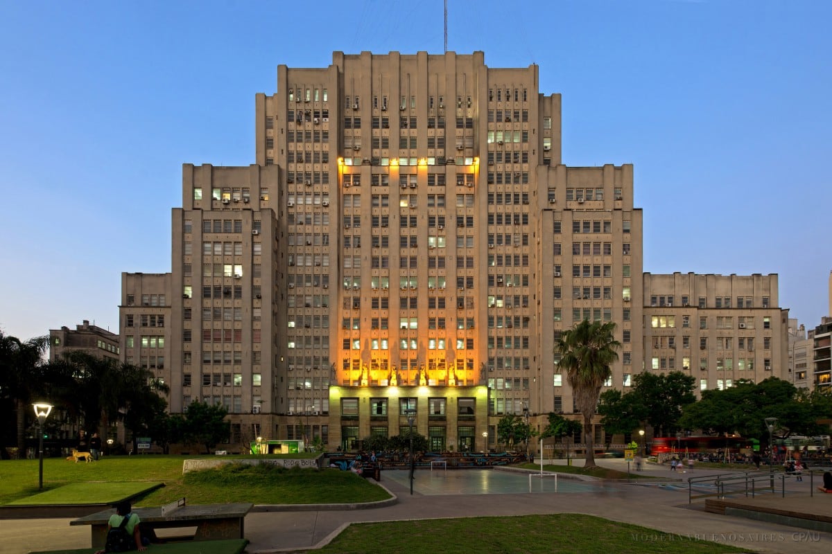 Universidad de Buenos Aires (UBA)