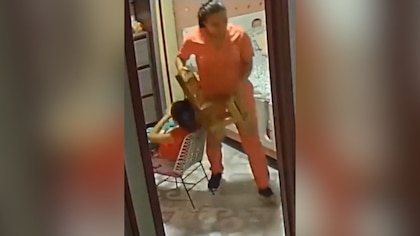 Mujer que dejaba a su hija de 12 años en terapia con una psicóloga se dio cuenta por videos que la mujer golpeaba a la menor en Santander