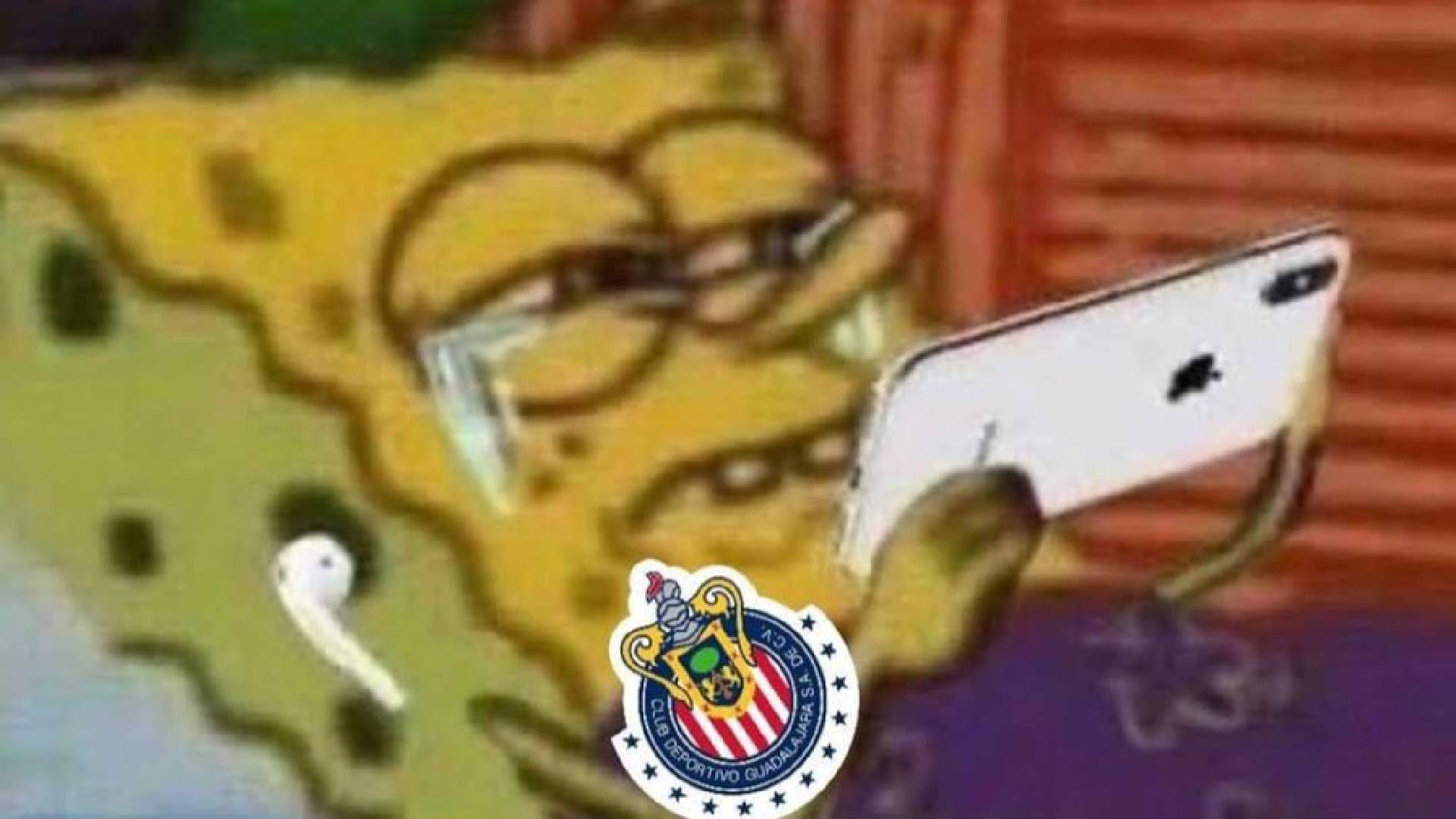 Rayados le empata de último minuto a Chivas y las redes los tunden con divertidos MEMES