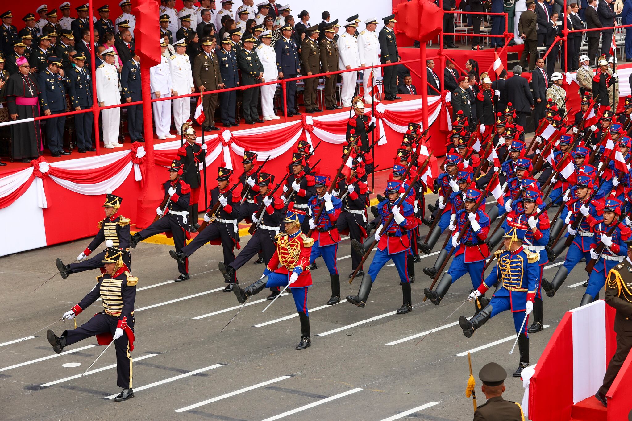 Desfile Militar 2023 en Lima con Dina Boluarte | Presidencia Perú