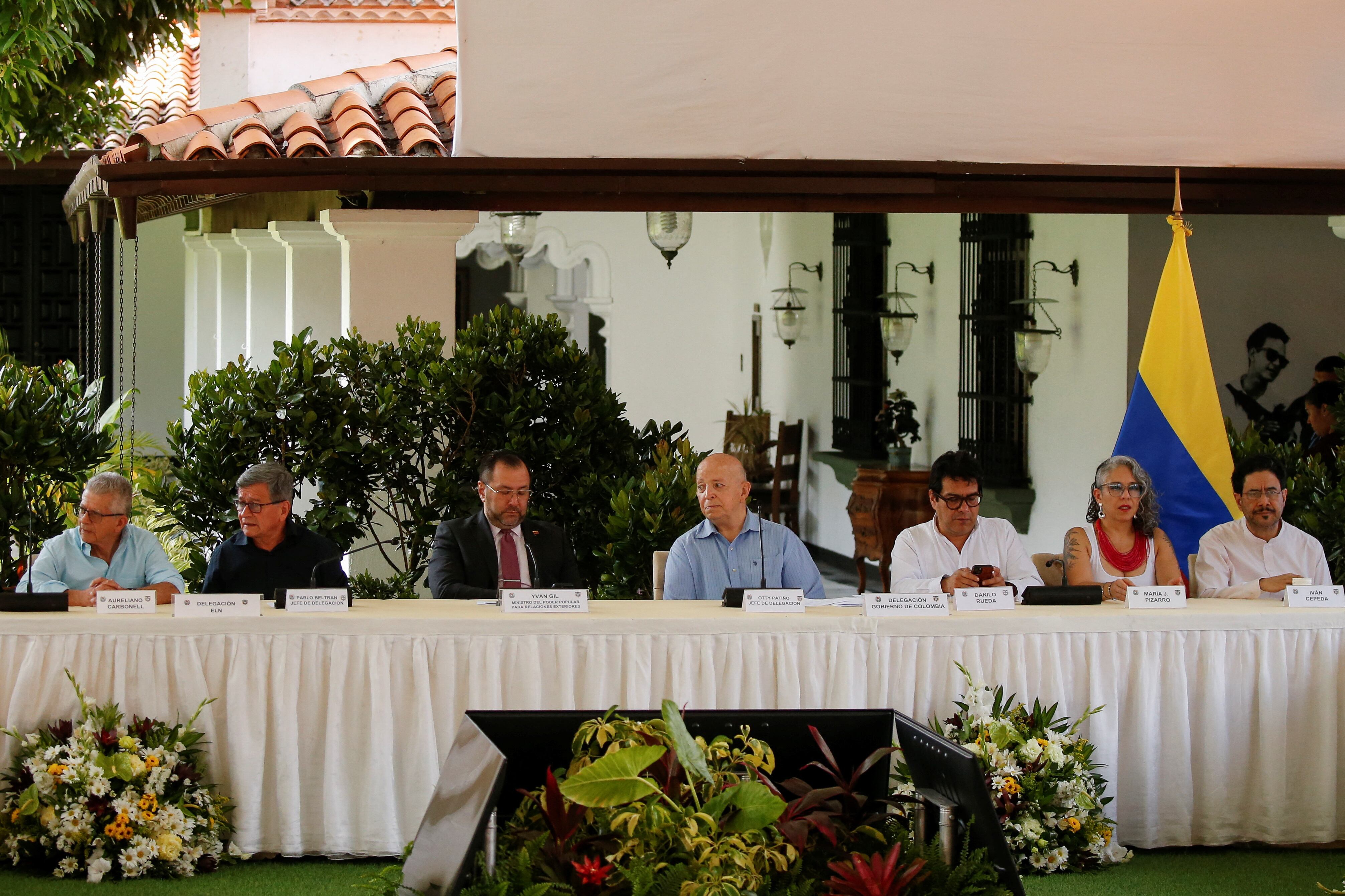 Un acto de voluntad de paz del ELN podría retomar los diálogos de paz, aseguró Iván Cepeda - crédito Leonardo Fernández Viloria/Reuters