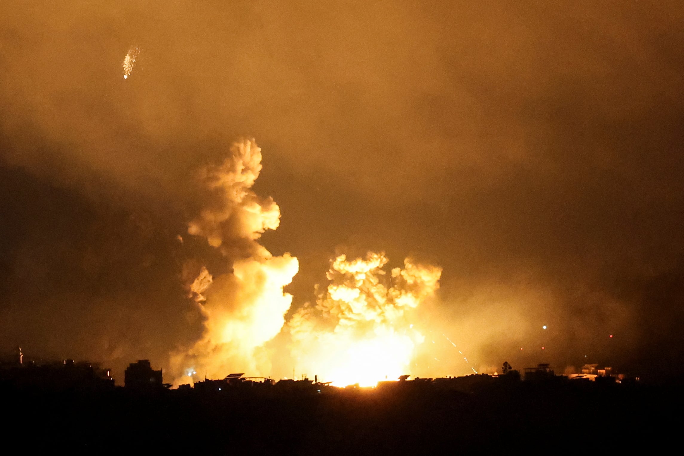 Israel interceptó un ataque con drones y cohetes lanzados desde el Líbano hacia el norte del territorio (REUTERS/Amr Abdallah Dalsh)