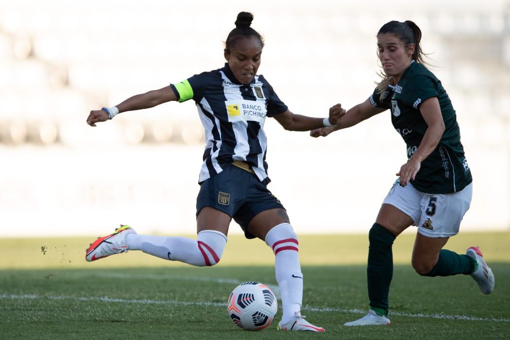 Daniela Montoya fue titular en el compromiso que ganó Deportivo Cali contra Alianza Lima por Copa Libertadores Femenina 2022 / (Twitter: @LibertadoresFEM)