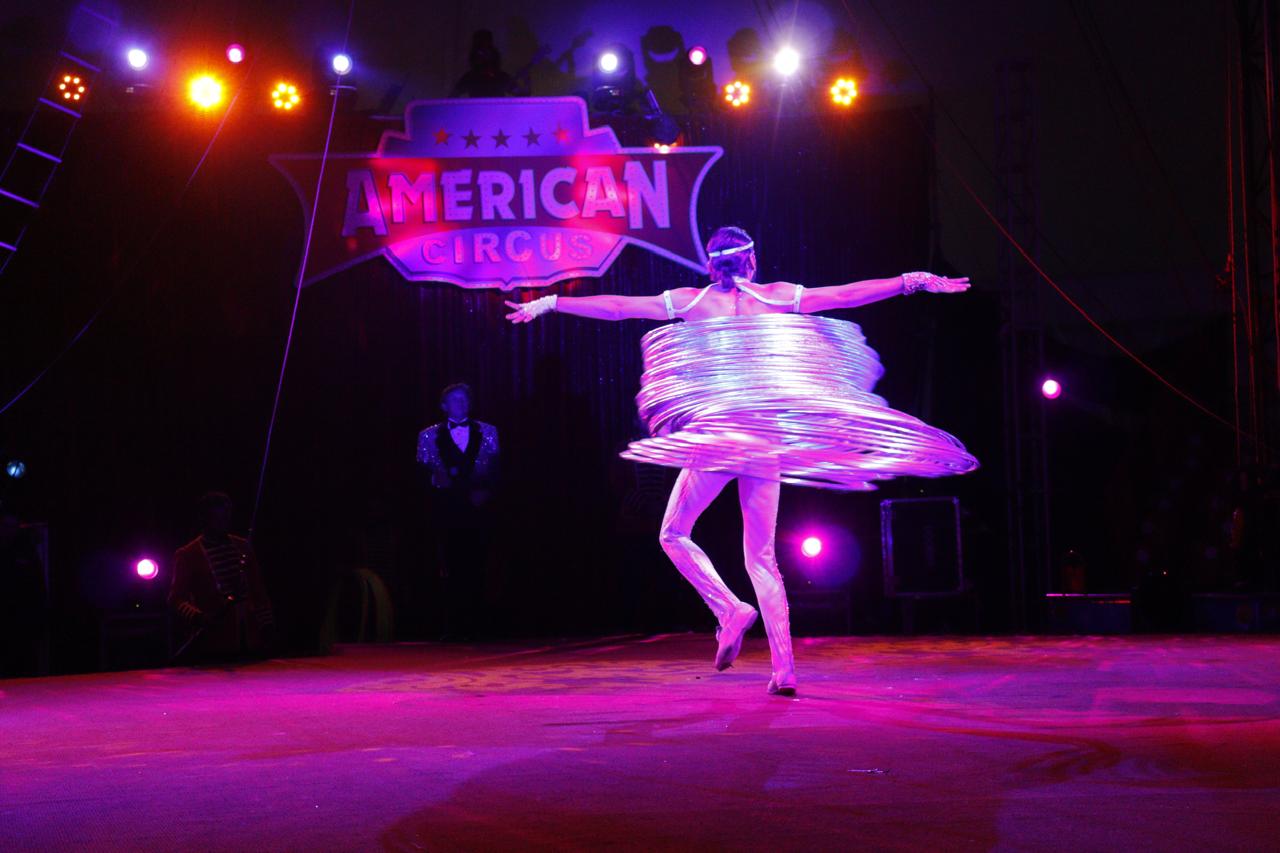 American Circus presenta espectáculo en Lima.
