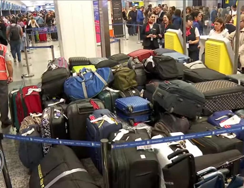 Una protesta de intercargo provocó demoras en Aeroparque, en la antesala del fin de semana largo