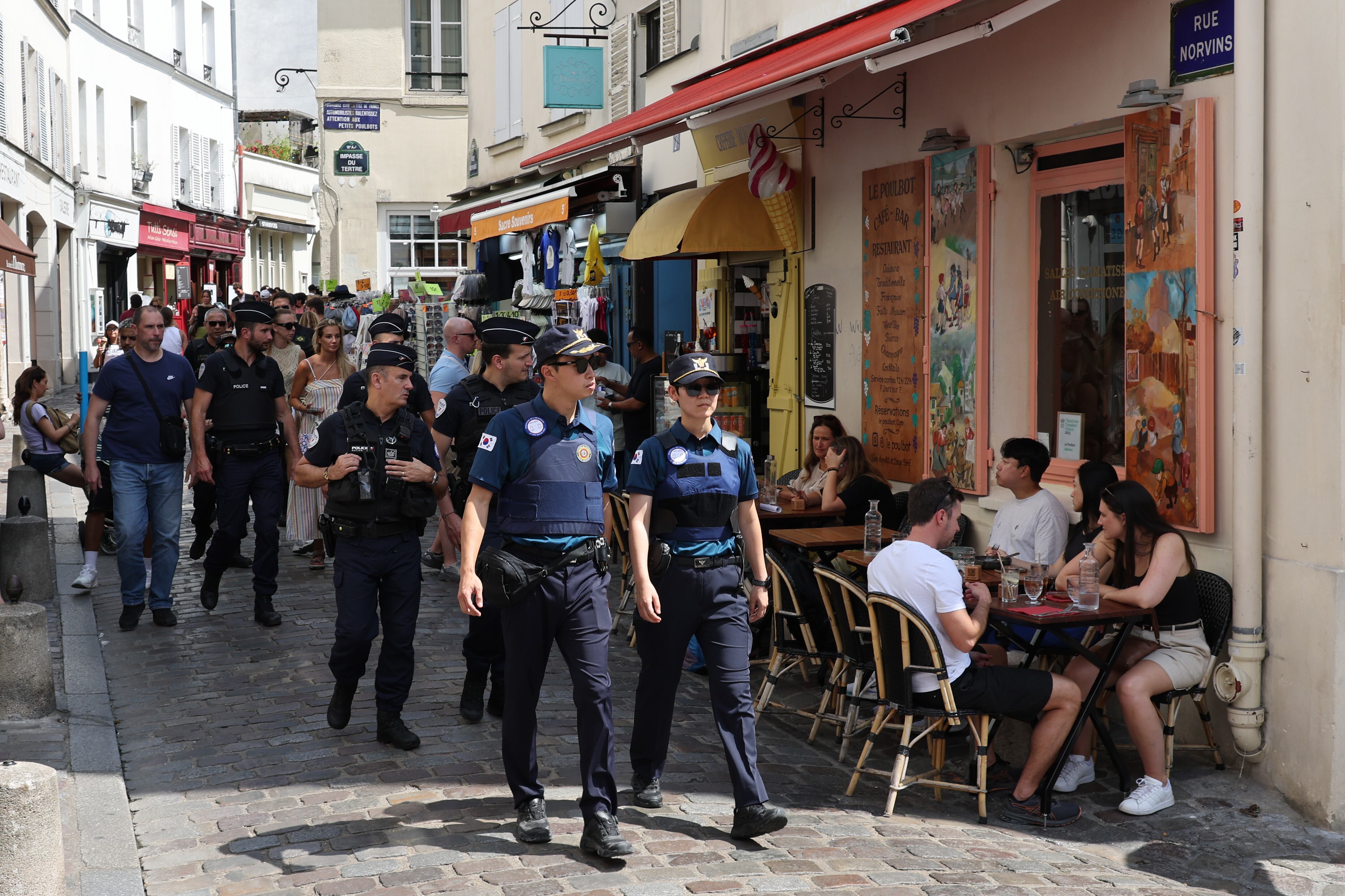 Seguridad por las calles de París de cara a los Juegos Olímpicos (EFE/EPA/YONHAP) 