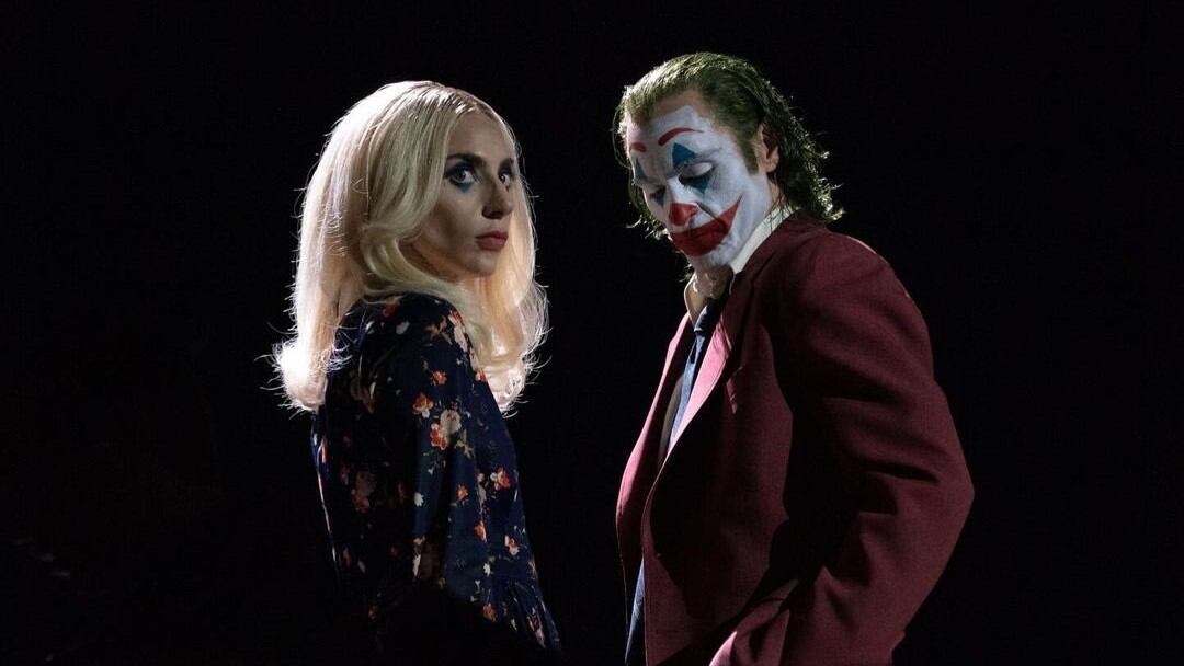 Joaquin Phoenix y Lady Gaga, protagonizan un oscura romance en la secuela de "Joker". (Créditos: Warner Bros. Pictures)