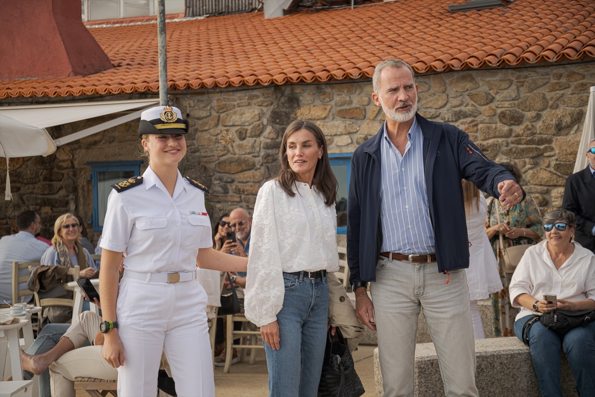 Los Reyes y La Princesa Leonor disfrutan de Vilagarcía de Arousa (Pontevedra)