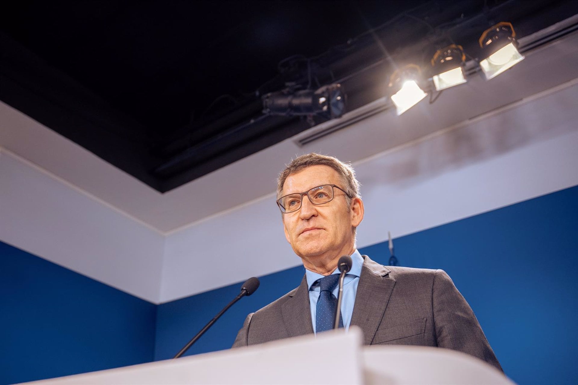 El líder del PP, Alberto Núñez Feijóo, en la sede del PP, a 29 de abril de 2024, en Madrid. (Gabriel Luengas/Europa Press)