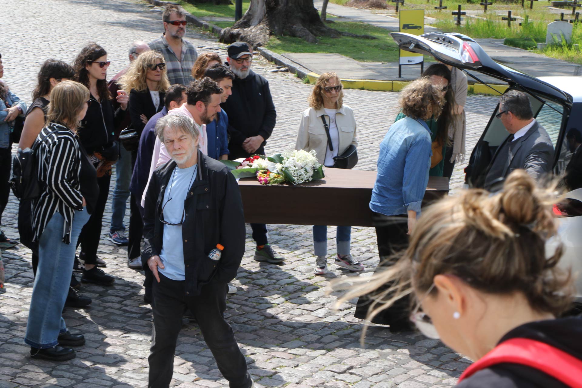 Las fotos del conmovedor último adiós a Daniel Fanego en el Cementerio de la Chacarita