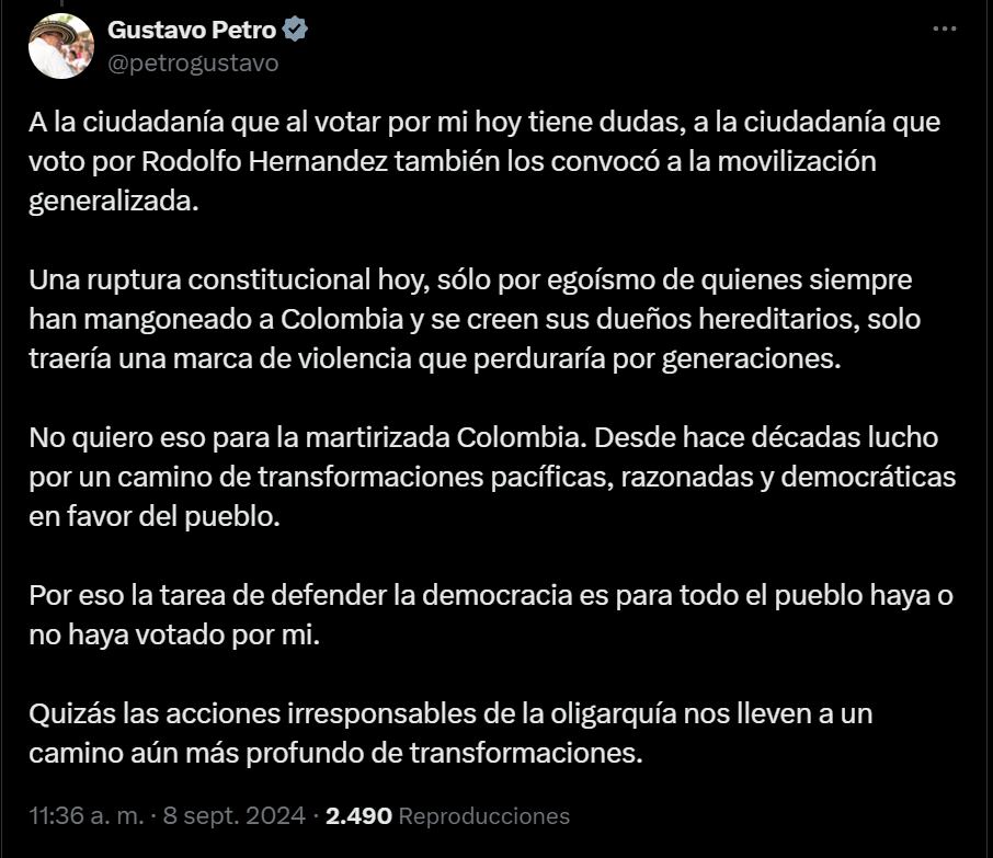 El presidente acudió a la solidaridad de los colombianos para defender la democracia que, según él, está en crisis - crédito red social X