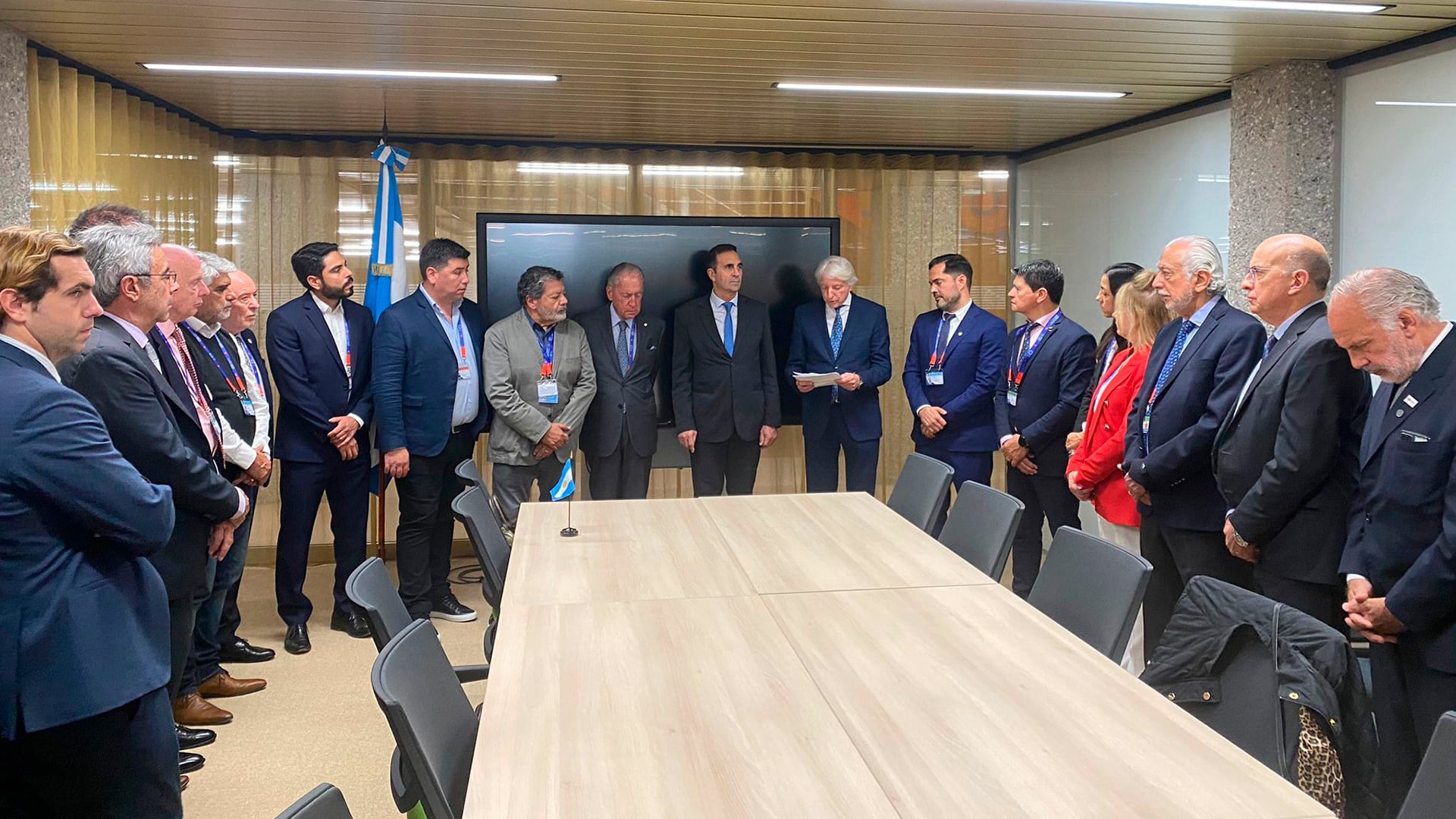 Julio Cordero, Gerardo Martínez y Daniel Funes de Rioja en la OIT