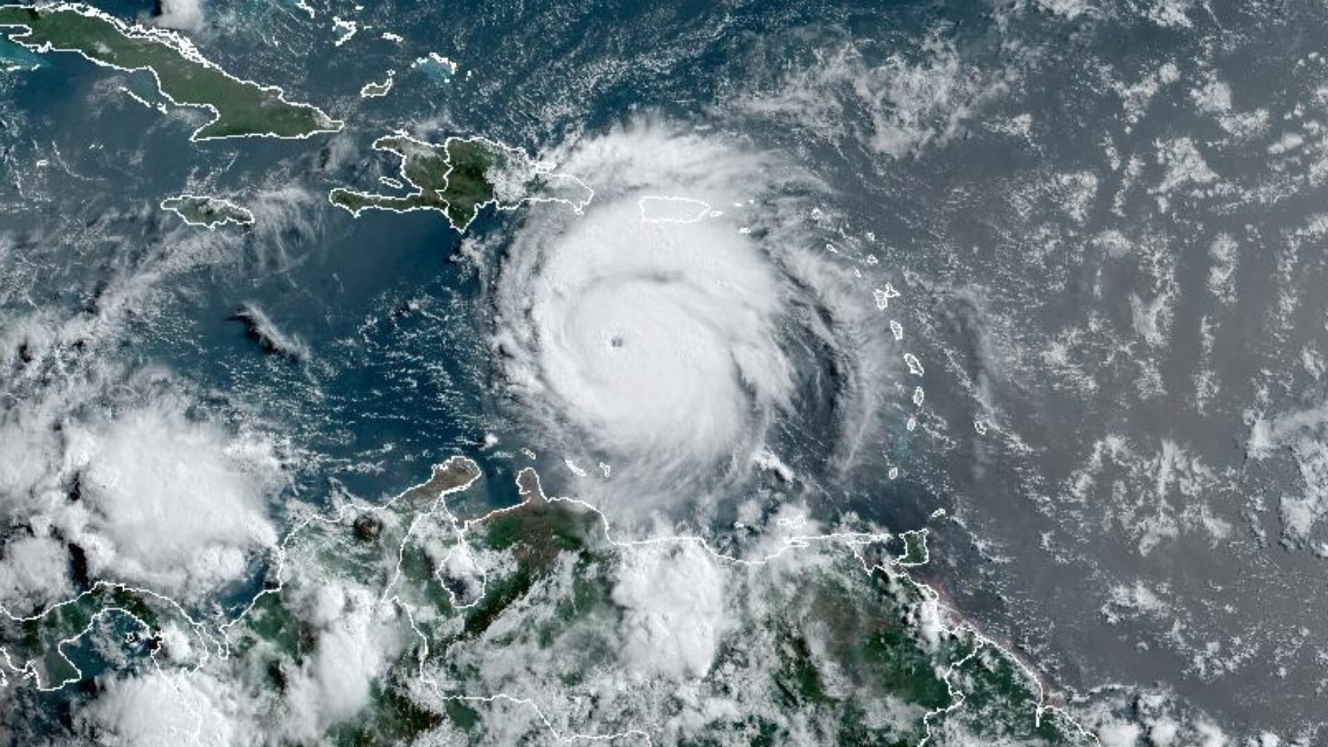 Vista satélite del Huracán Beryl, 2 de julio 2024