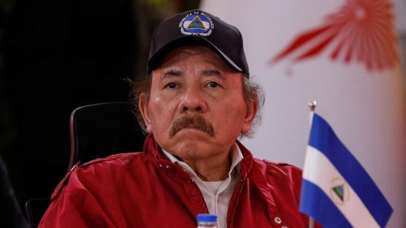 Daniel Ortega fracasó en su intento de imponer a su candidato en un organismo regional centroamericano (REUTERS)