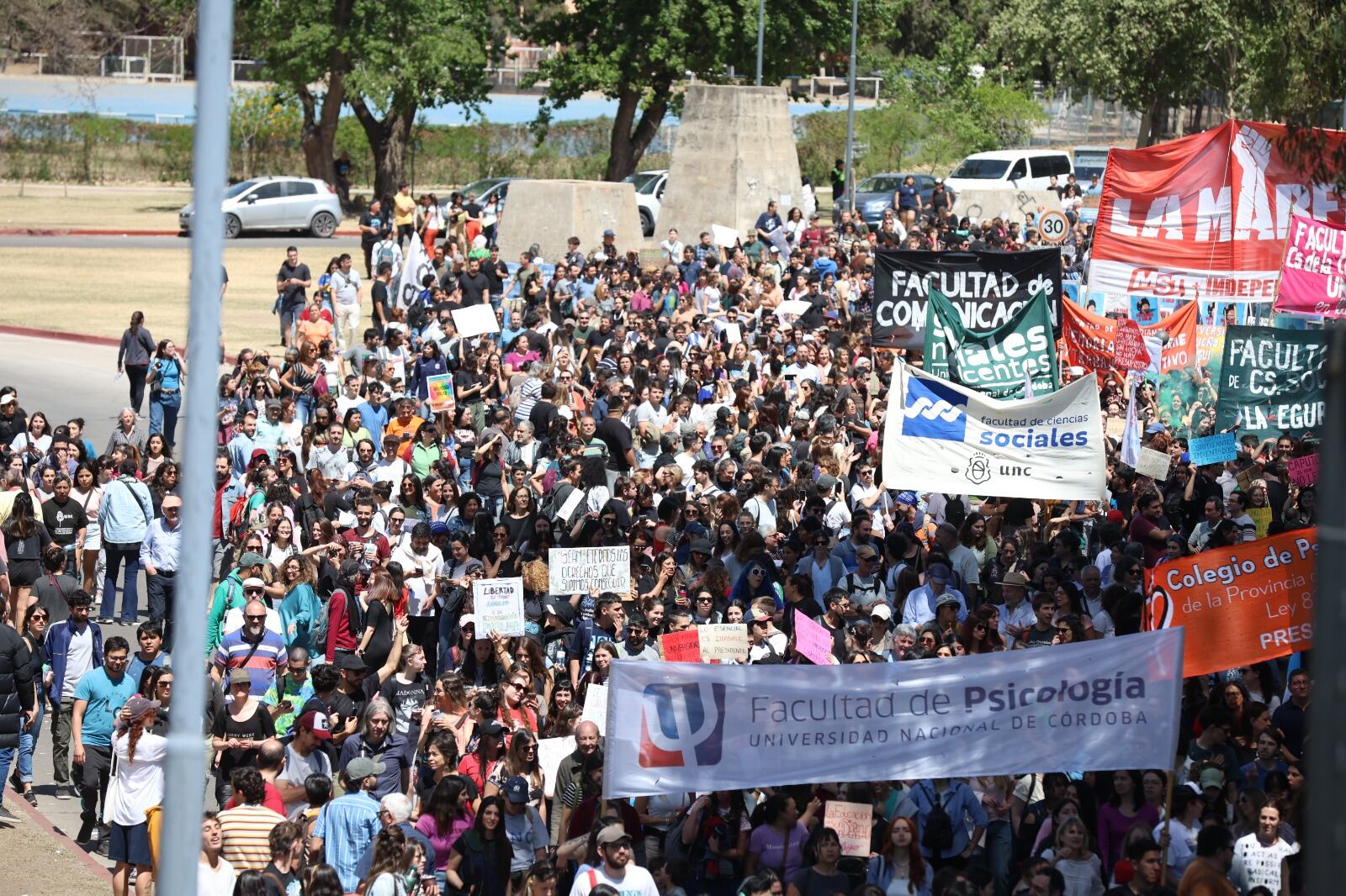 Marcha universitaria - Cordoba