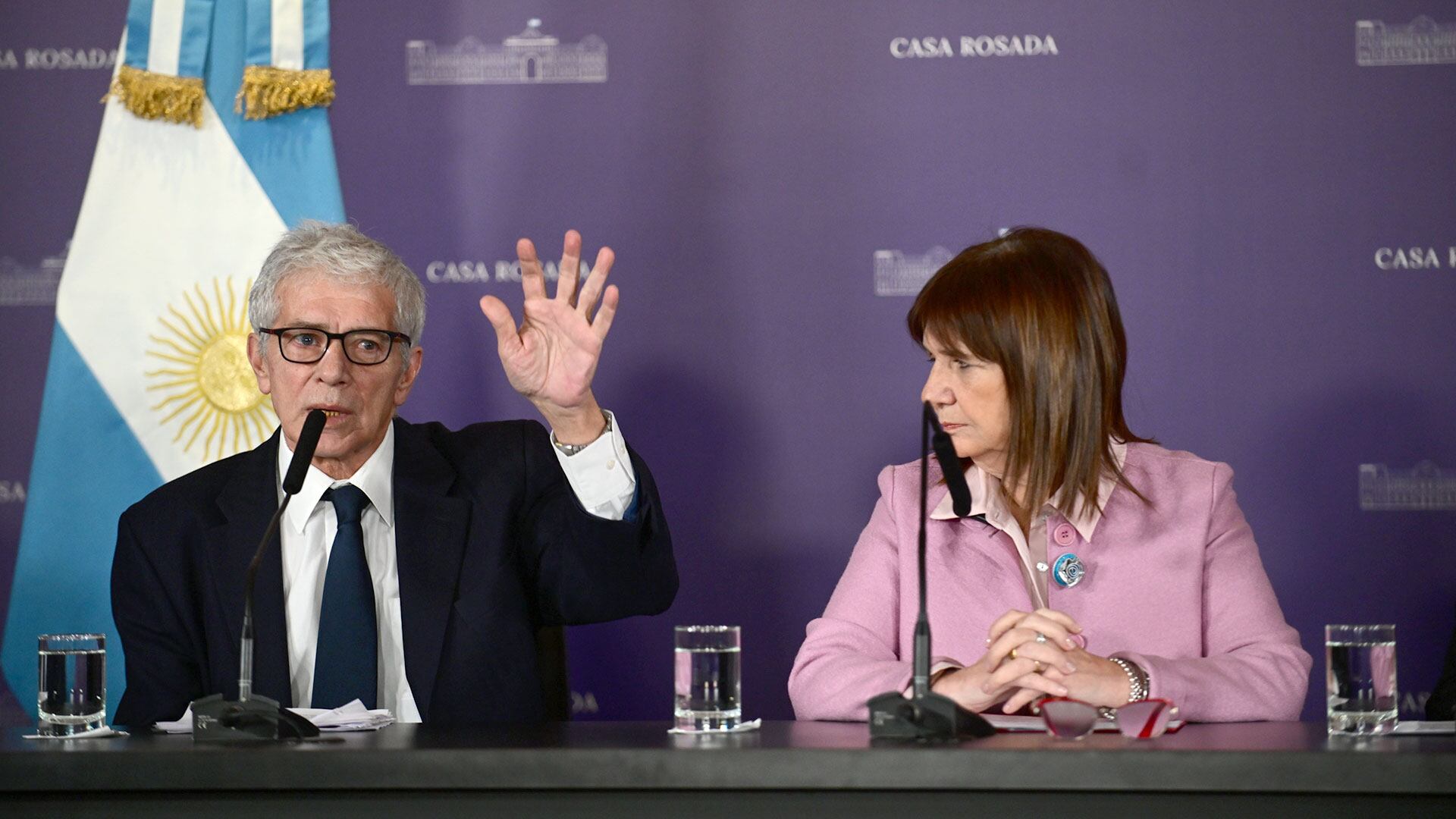 Conferencia de prensa de Cúneo Libarona y Patricia Bullrich