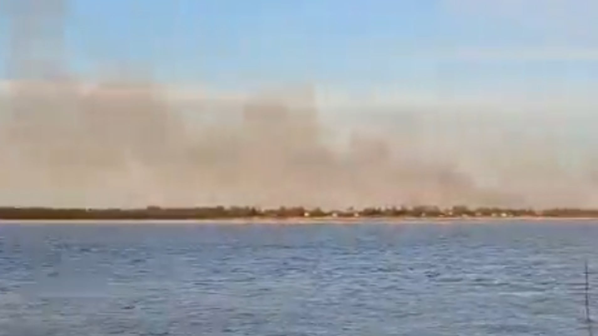 Incendio islas del Paraná