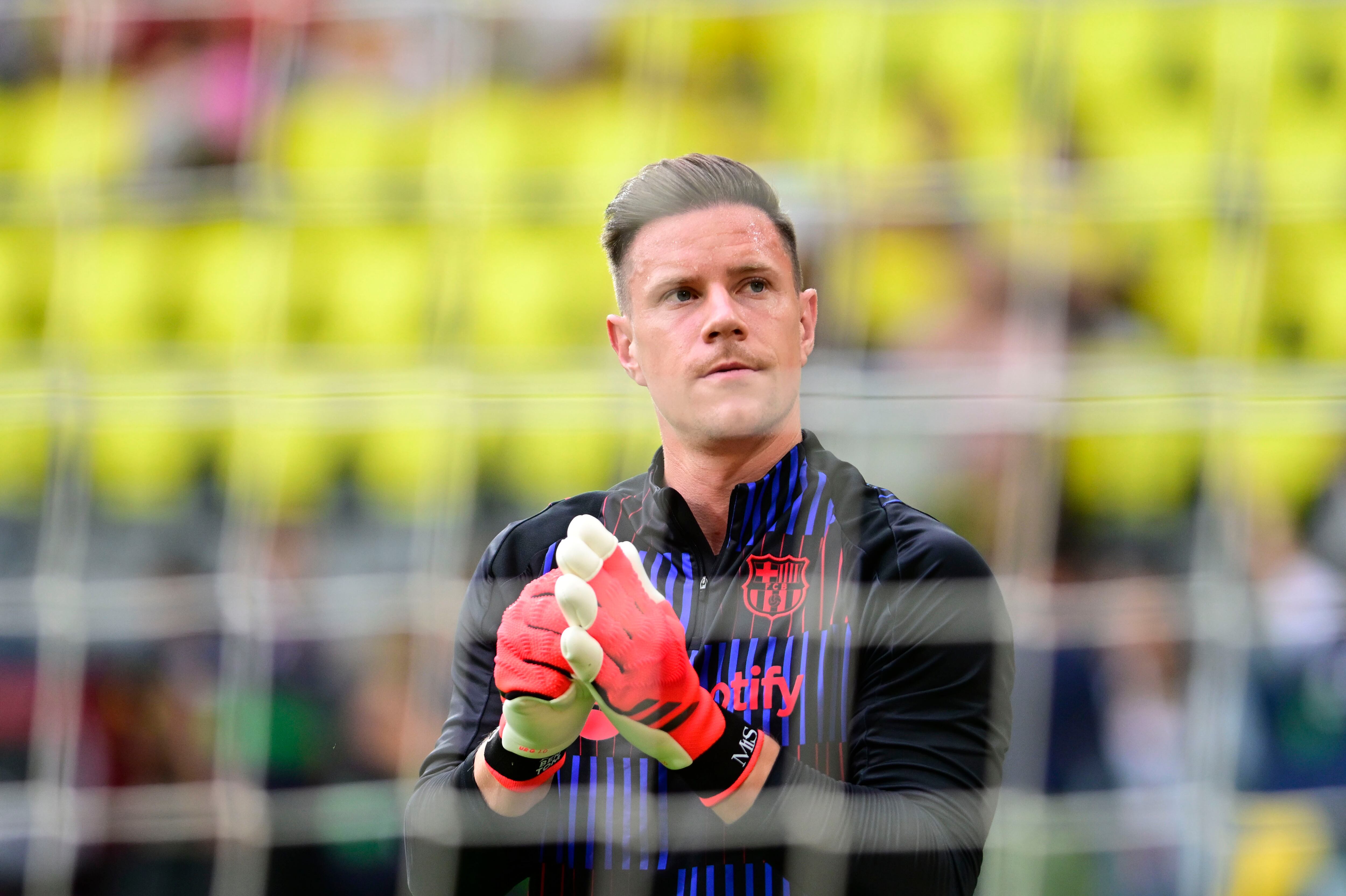 Ter Stegen en el estadio La Cerámica de Villarreal. (Andreu Esteban/EFE)
