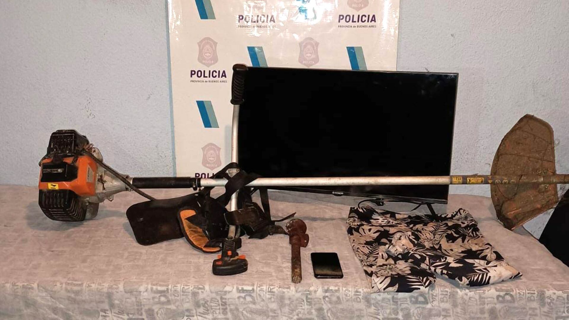 pareja detenida crimen jubilado merlo