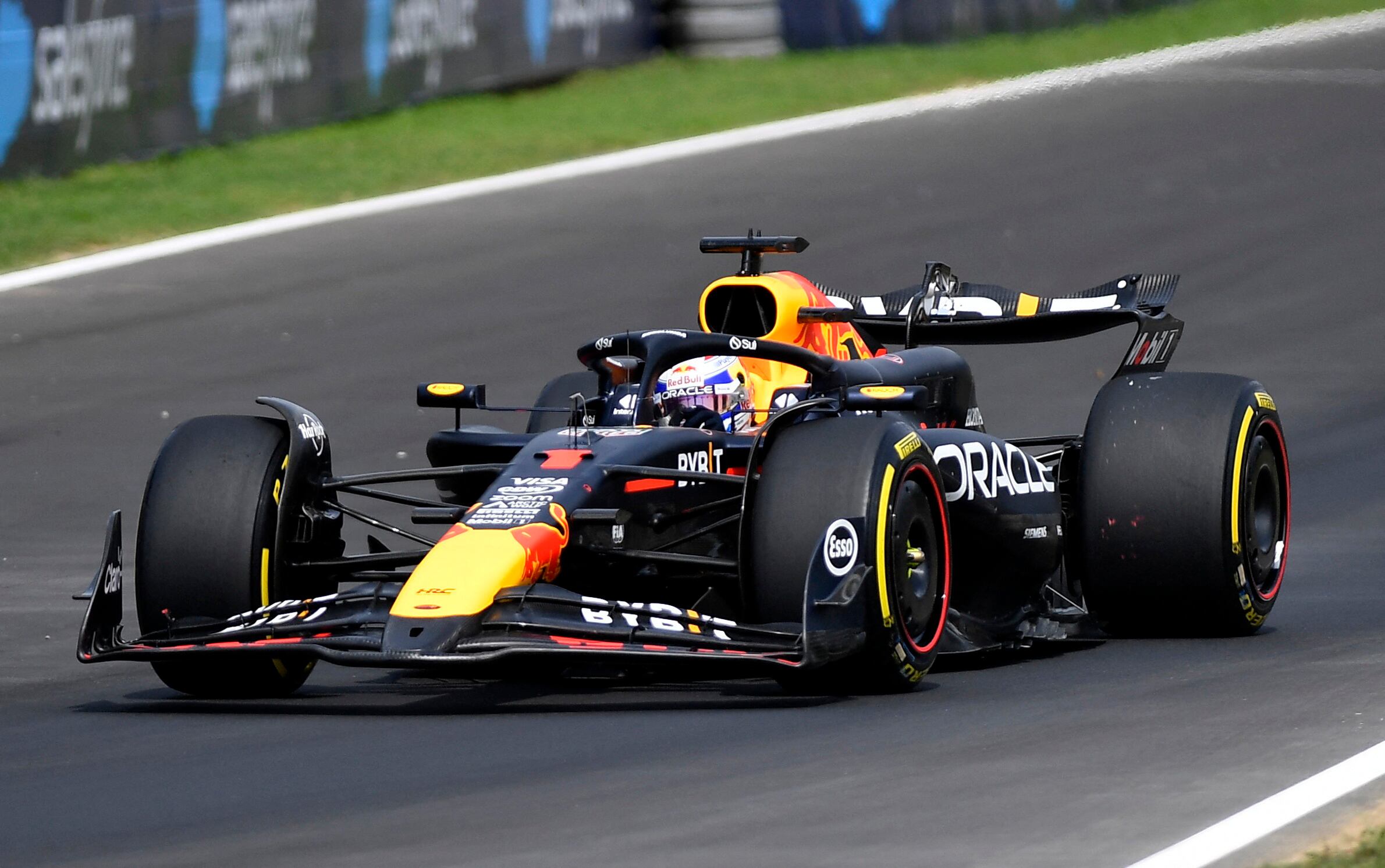 Verstappen se quejó por el mal fin de semana de Red Bull en Monza (REUTERS/Massimo Pinca)