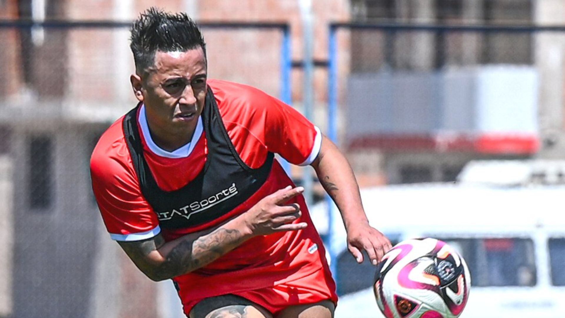 Christian Cueva realizó su primera sesión bajo la mirada del técnico Cristian Díaz. - Crédito: Cienciano