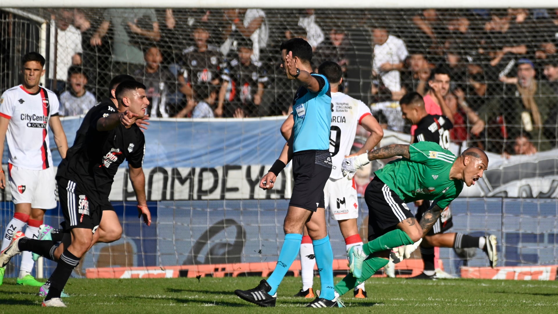 Riestra Newells Arce