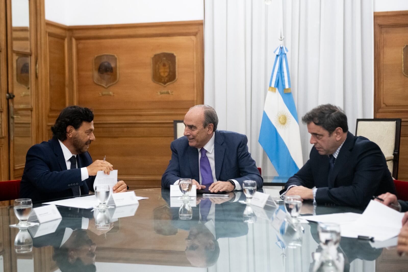 Reunion de gabinete Guillermo Francos, con el gobernador de Salta, Gustavo Sáenz