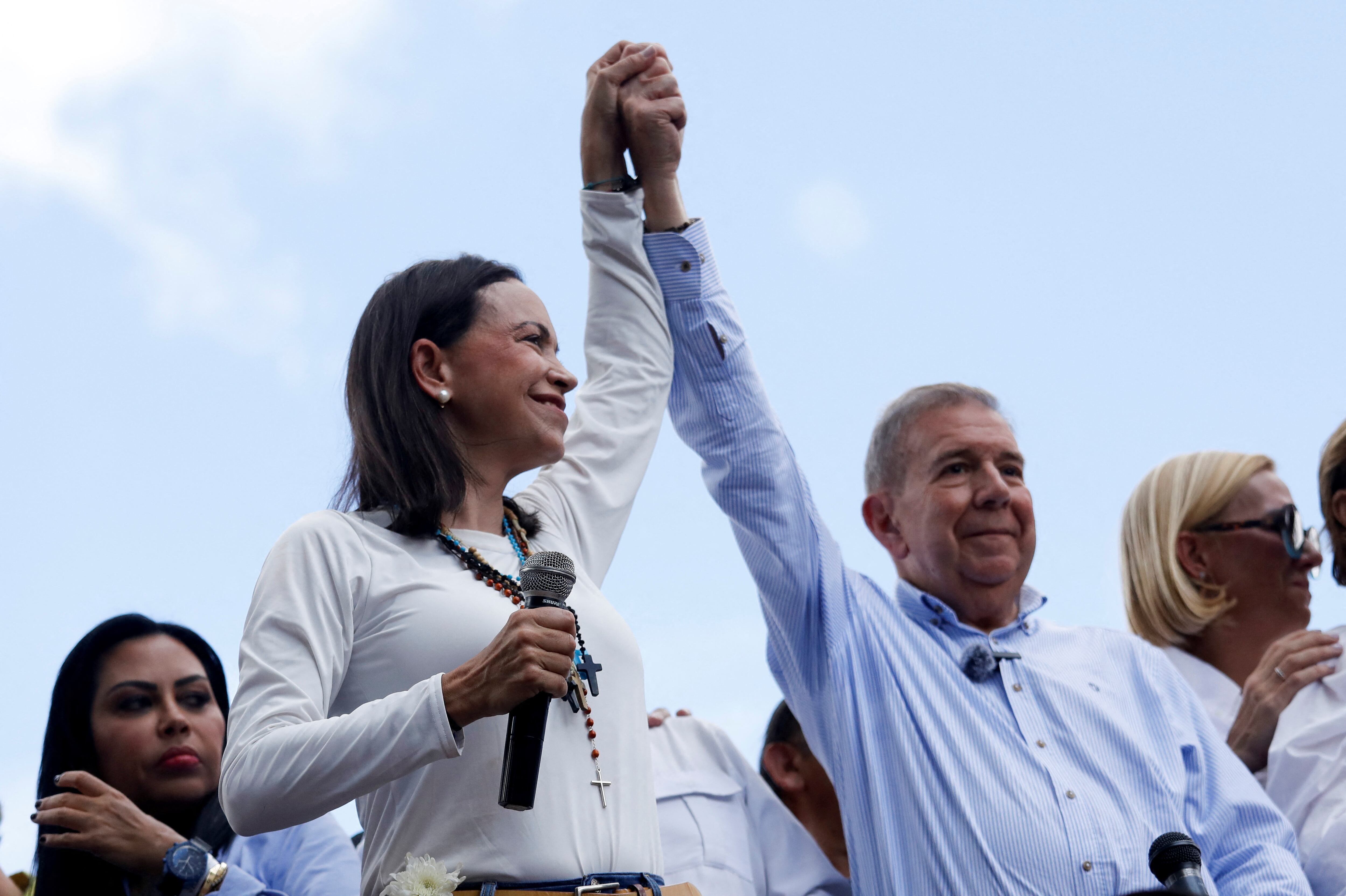 La líder opositora María Corina Machado y el candidato opositor Edmundo González. REUTERS/Leonardo Fernández Viloria