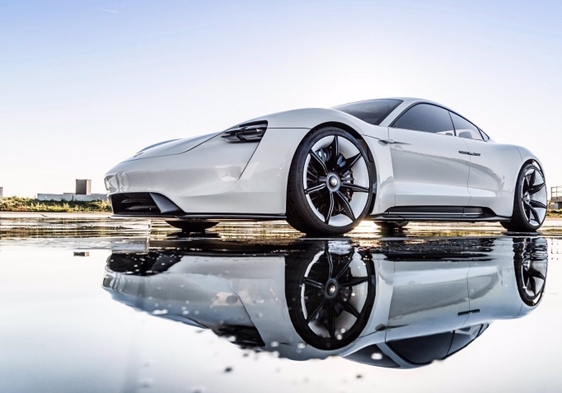 El término "turbo" ha sido acuñado por Porsche para revocar mayor rendimiento en el auto. (Foto: Europa Press)