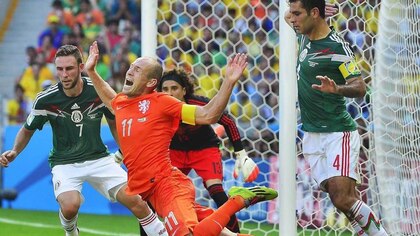 México vs Holanda: se cumplen diez años del “no era penal”