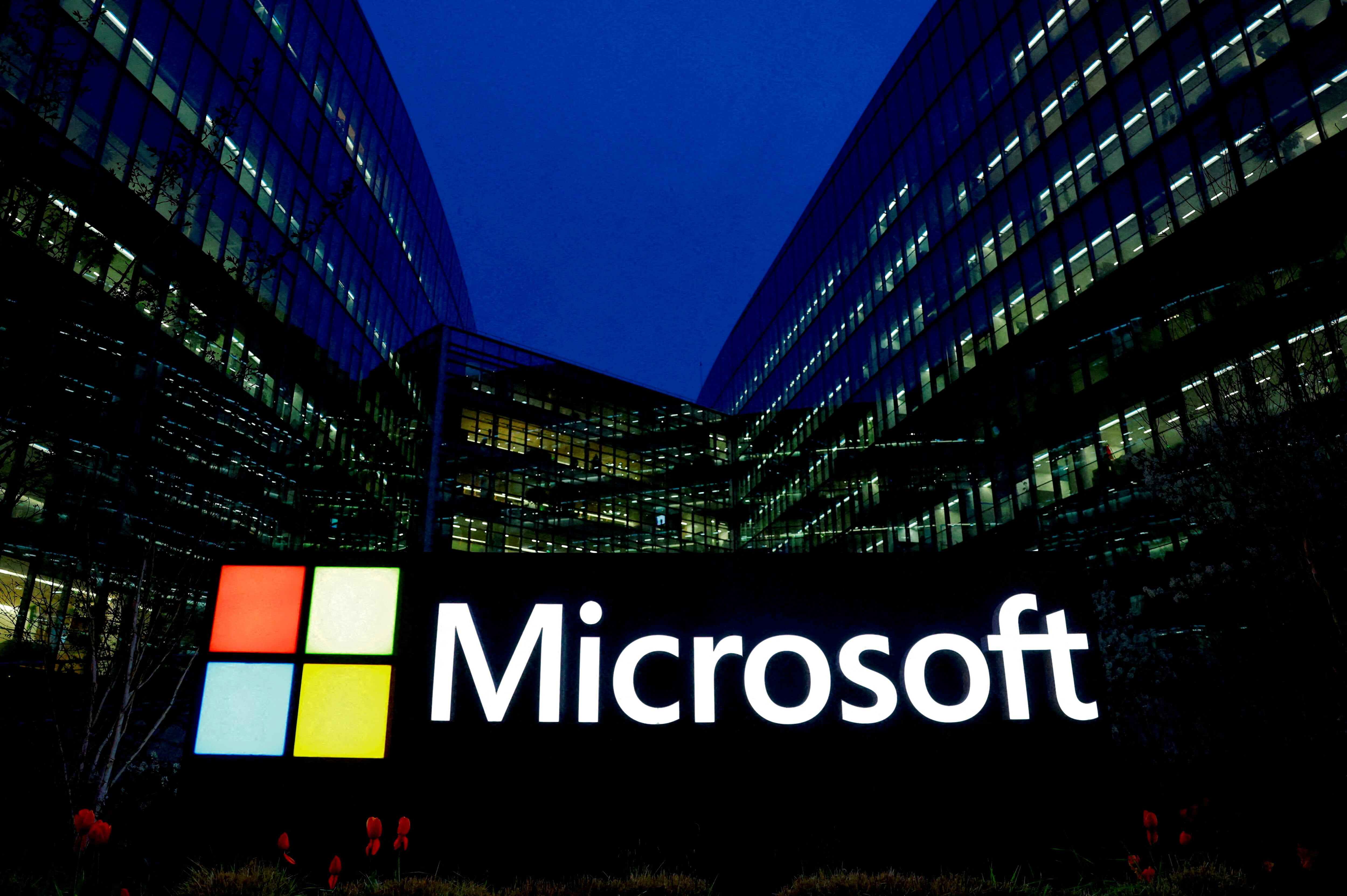 Diversas industrias sufren interrupciones debido a fallas en sistemas de Microsoft. REUTERS/Gonzalo Fuentes/File Photo/File Photo