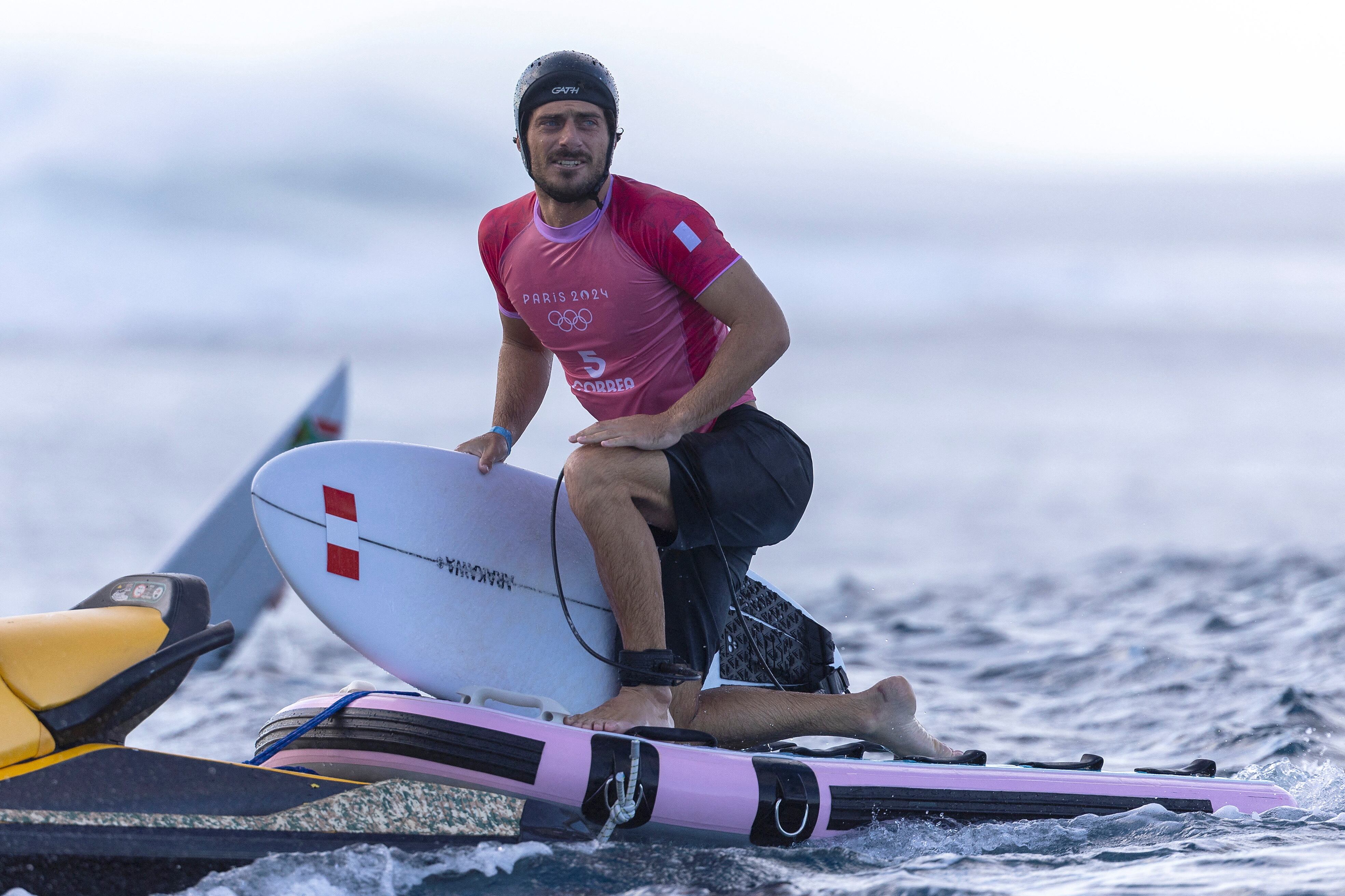 Alonso Correa, único representante de Perú en la disciplina de surf en París 2024. - Crédito: Reuters