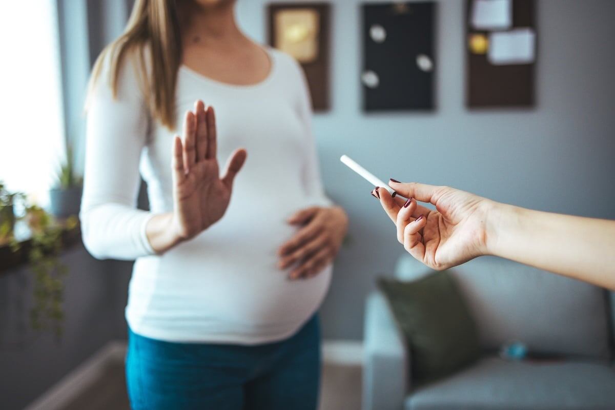 La exposición al tabaco prenatal se asocia con mayores tasas de ingreso a unidades de cuidados intensivos neonatales
