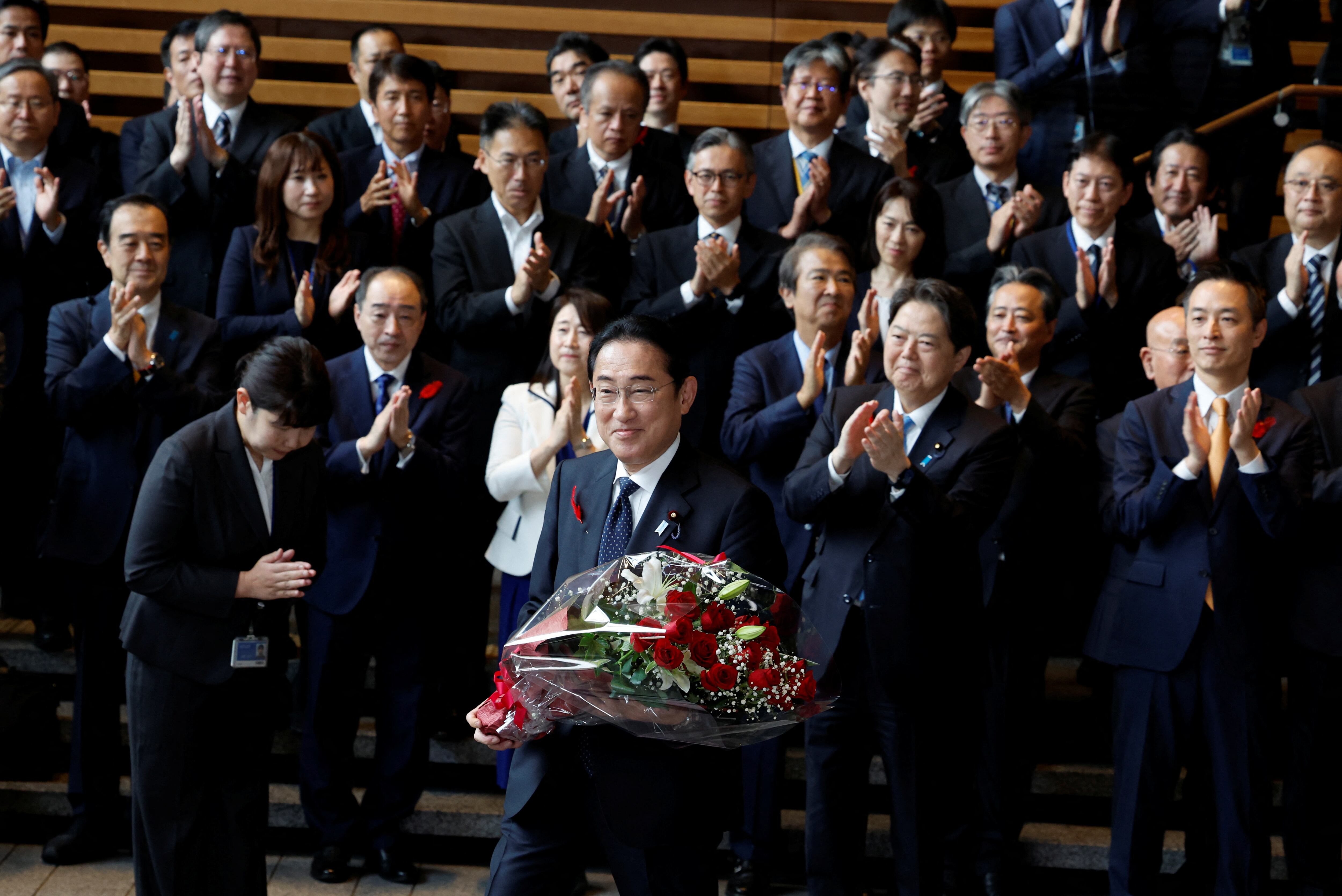 Kishida y su equipo presentaron una renuncia en masa tras las elecciones primarias (REUTERS/Kim Kyung-Hoon)