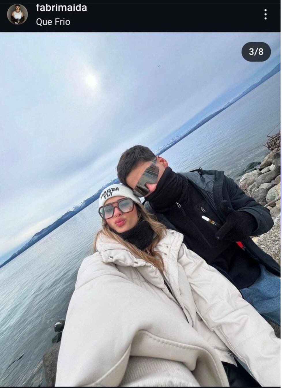 Juli Poggio y Fabri Maida juntos en la nieve