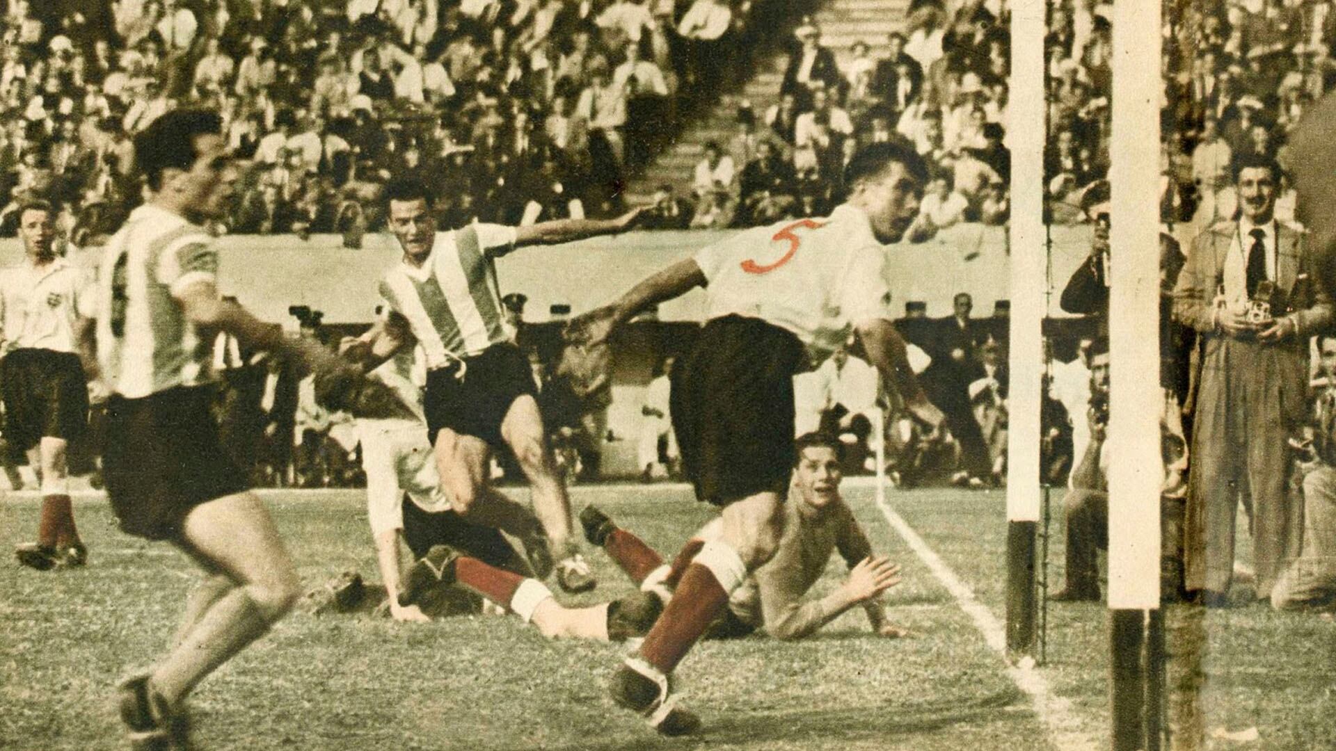 El gol imposible de Ernesto Grillo en 1953 es conmemorado cada 14 de mayo, Día del Futbolista