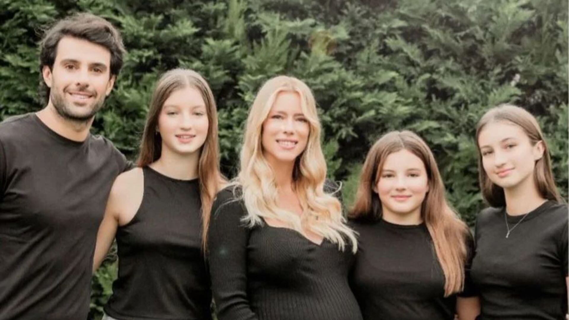 Las hijas de Nicole Neumann conocieron a su hermano portada