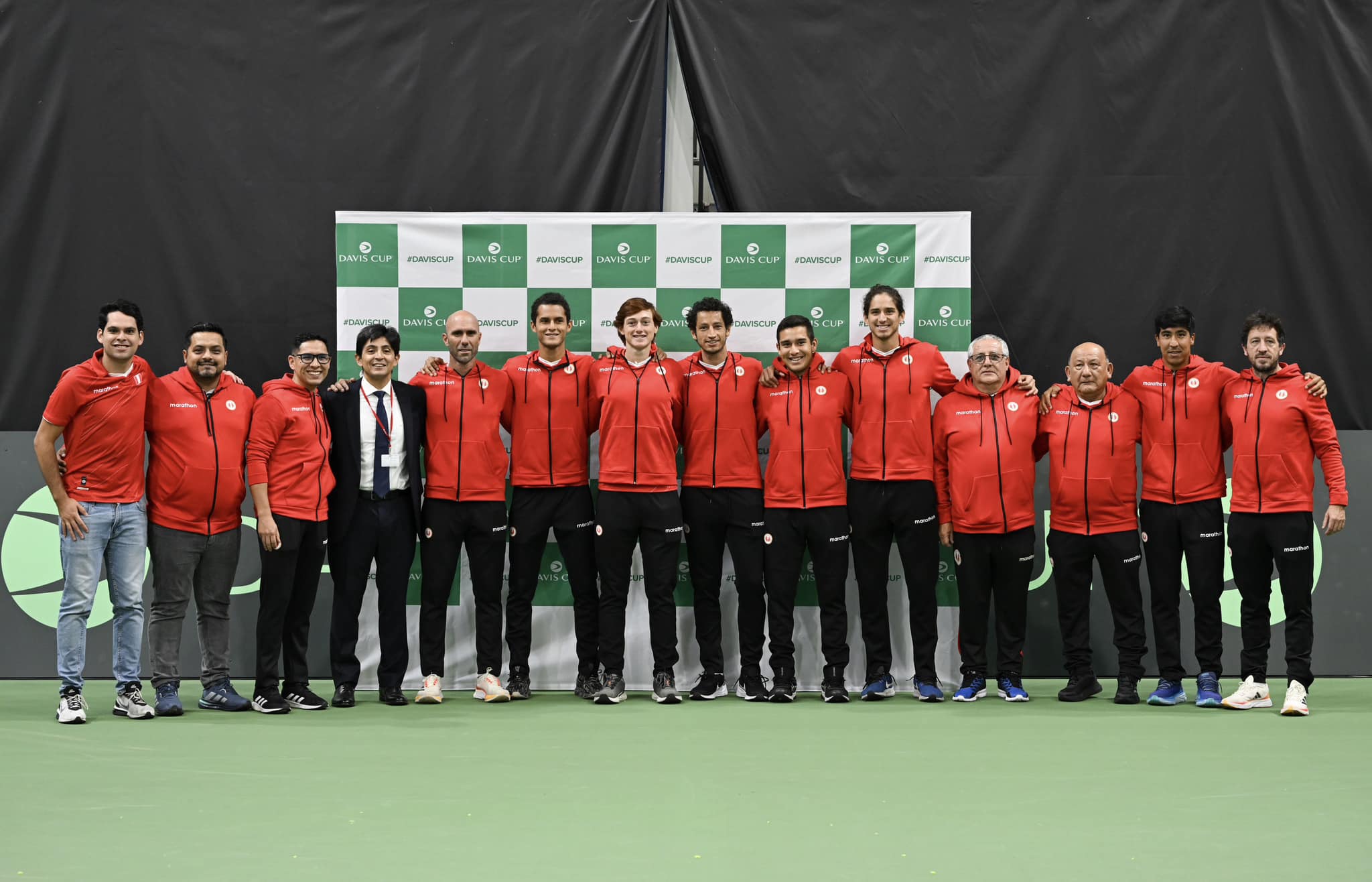 Equipo peruano que compite en Biel por el Grupo Mundial I de la Copa Davis.