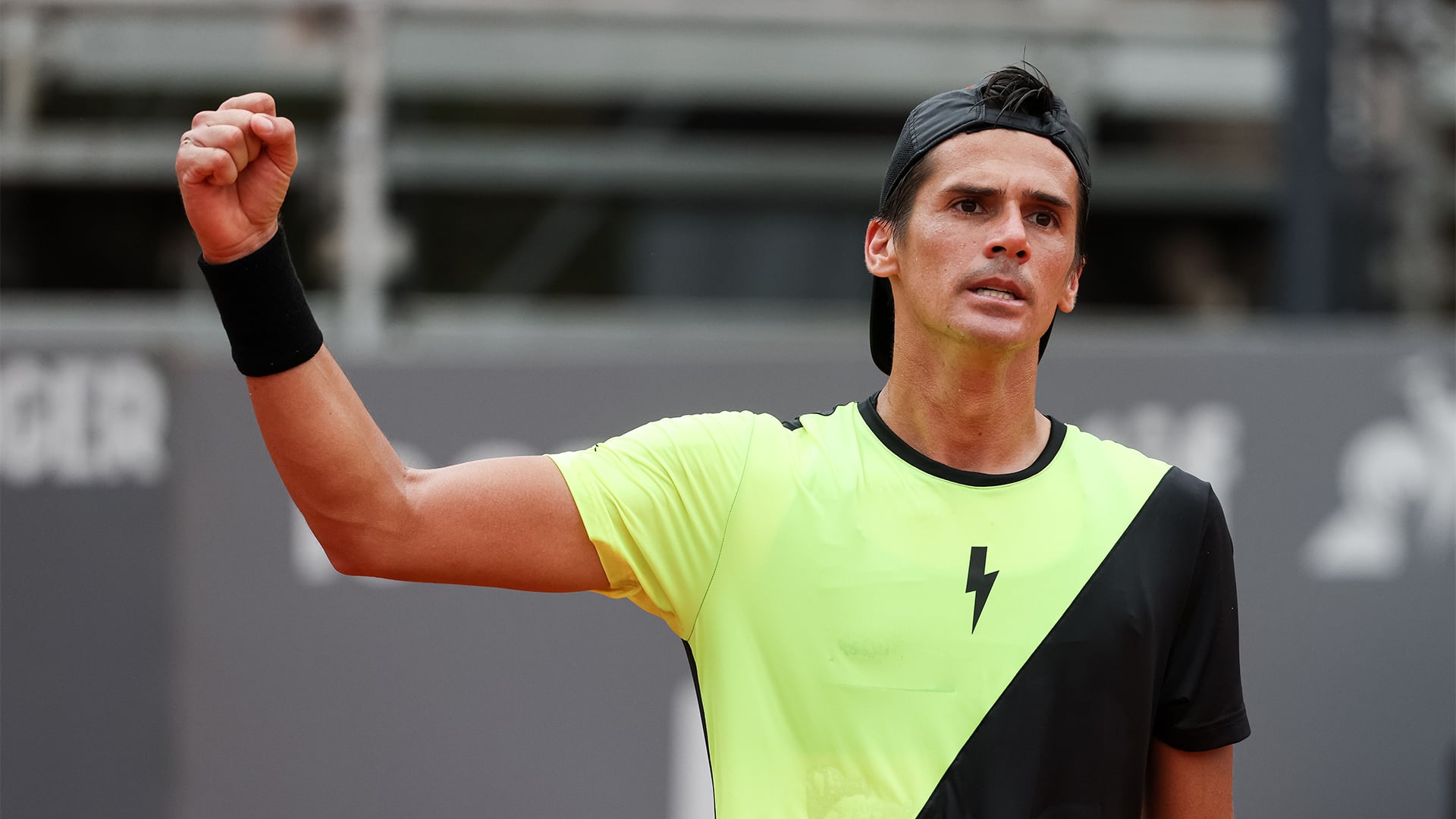 Federico Coria celebra su triunfo en el Challenger de Buenos Aires 2