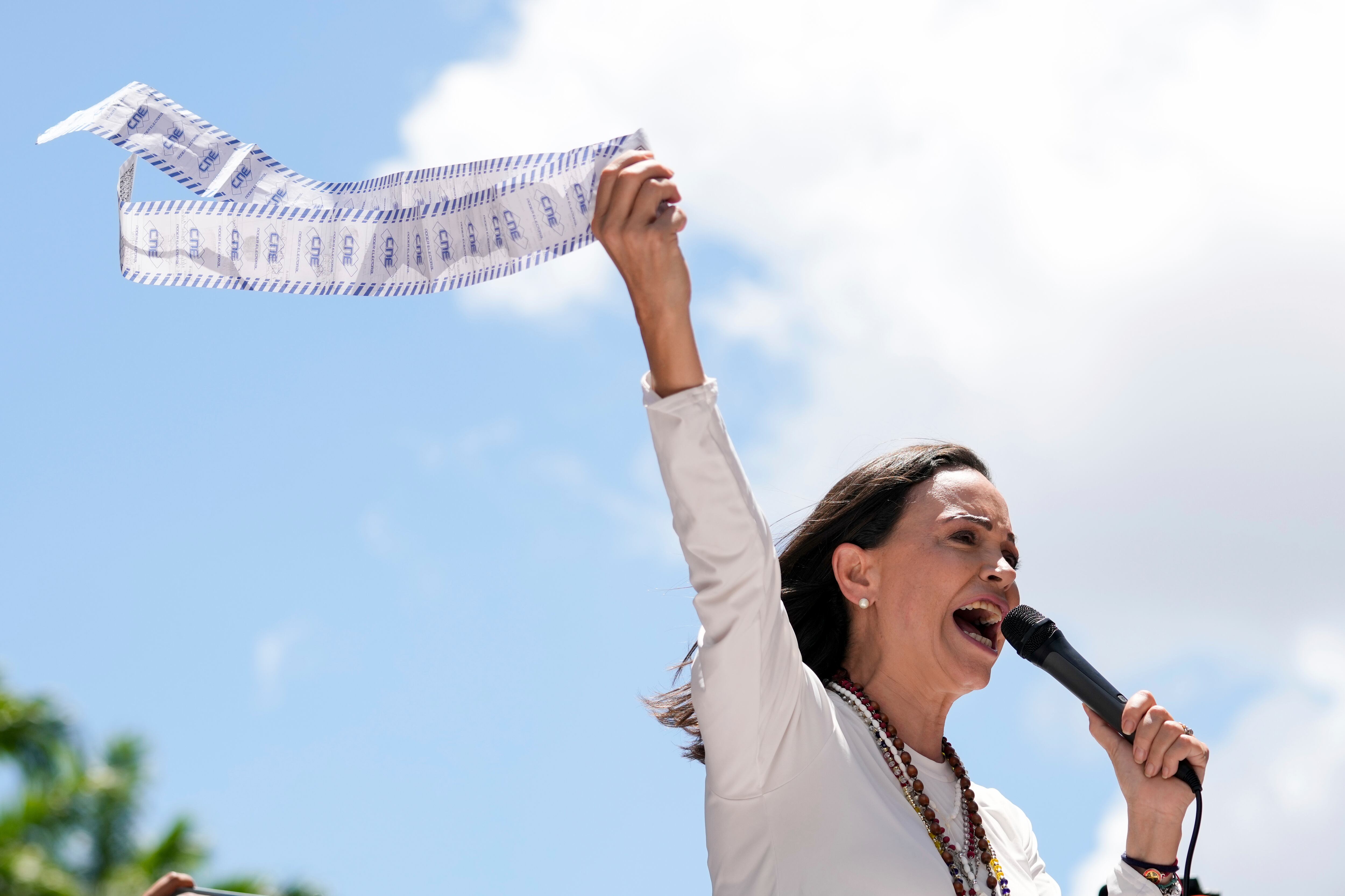 María Corina Machado agradeció al Centro Carter por presentar las actas que evidencian el fraude chavista: “Tienen la verdad en sus manos”