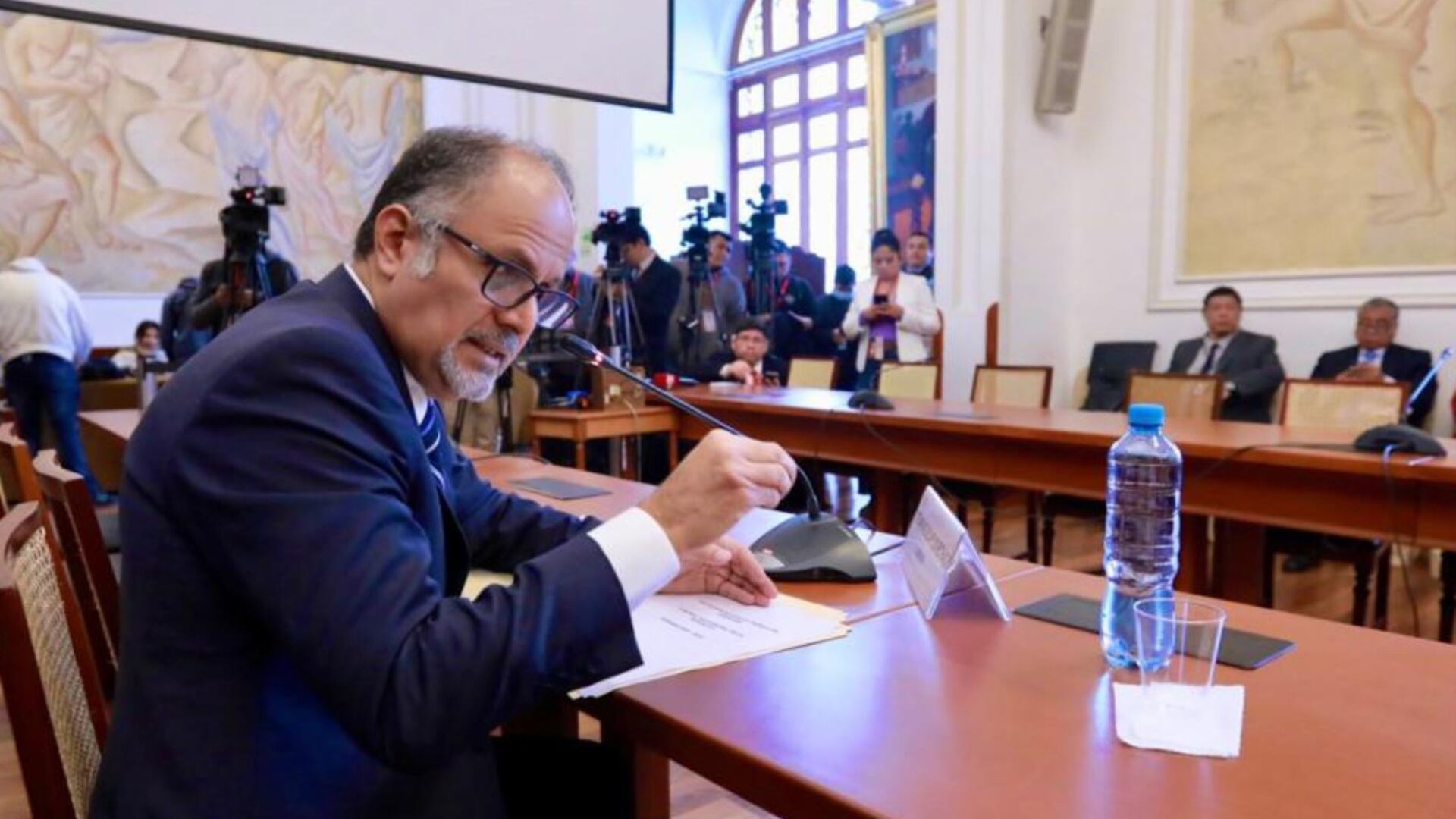 César Aguilar en su presentación ante el Congreso